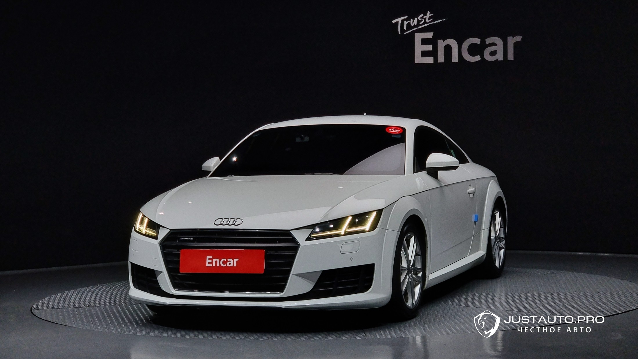 Автомобиль Audi TT