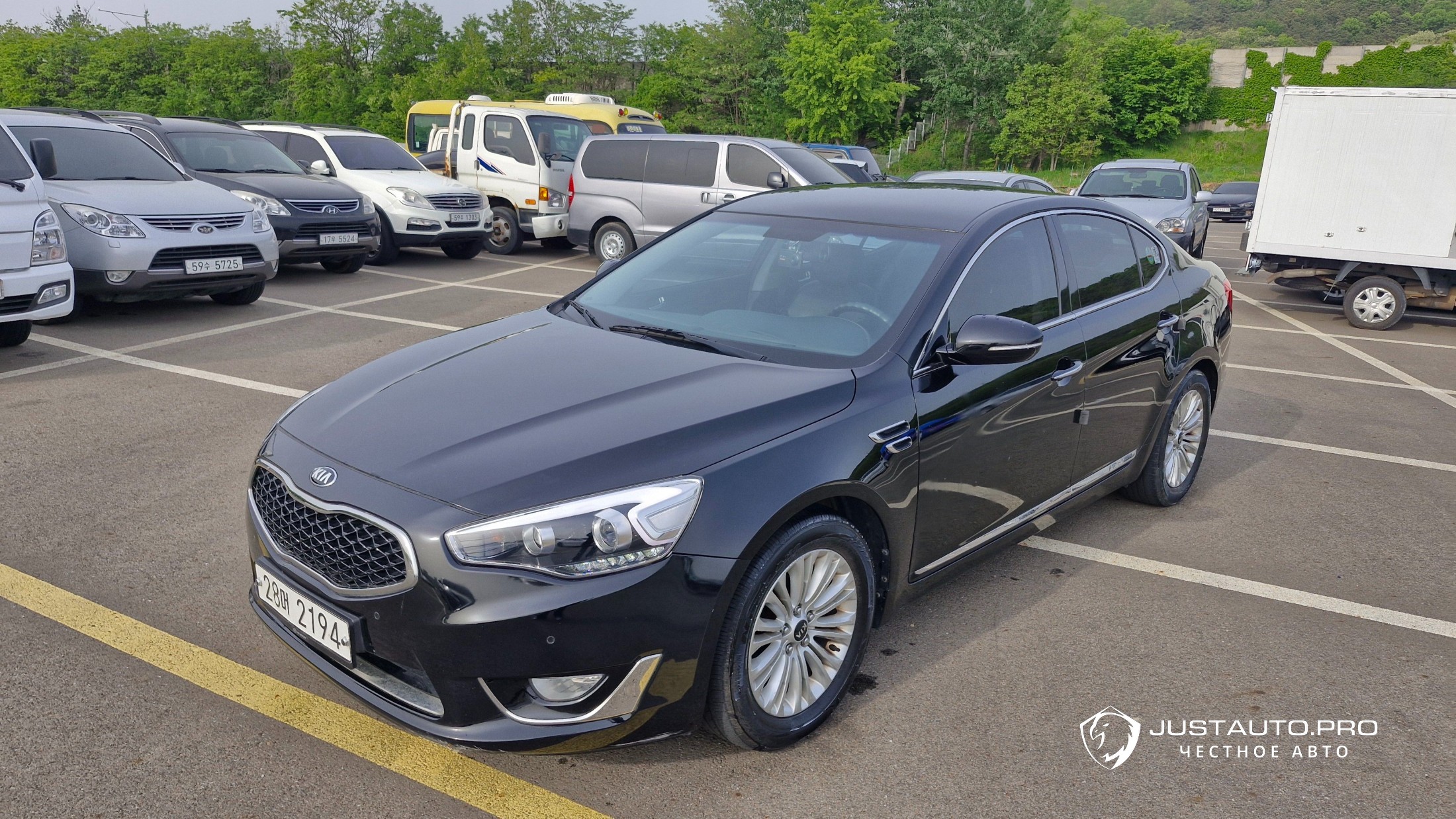 Автомобиль Kia K7