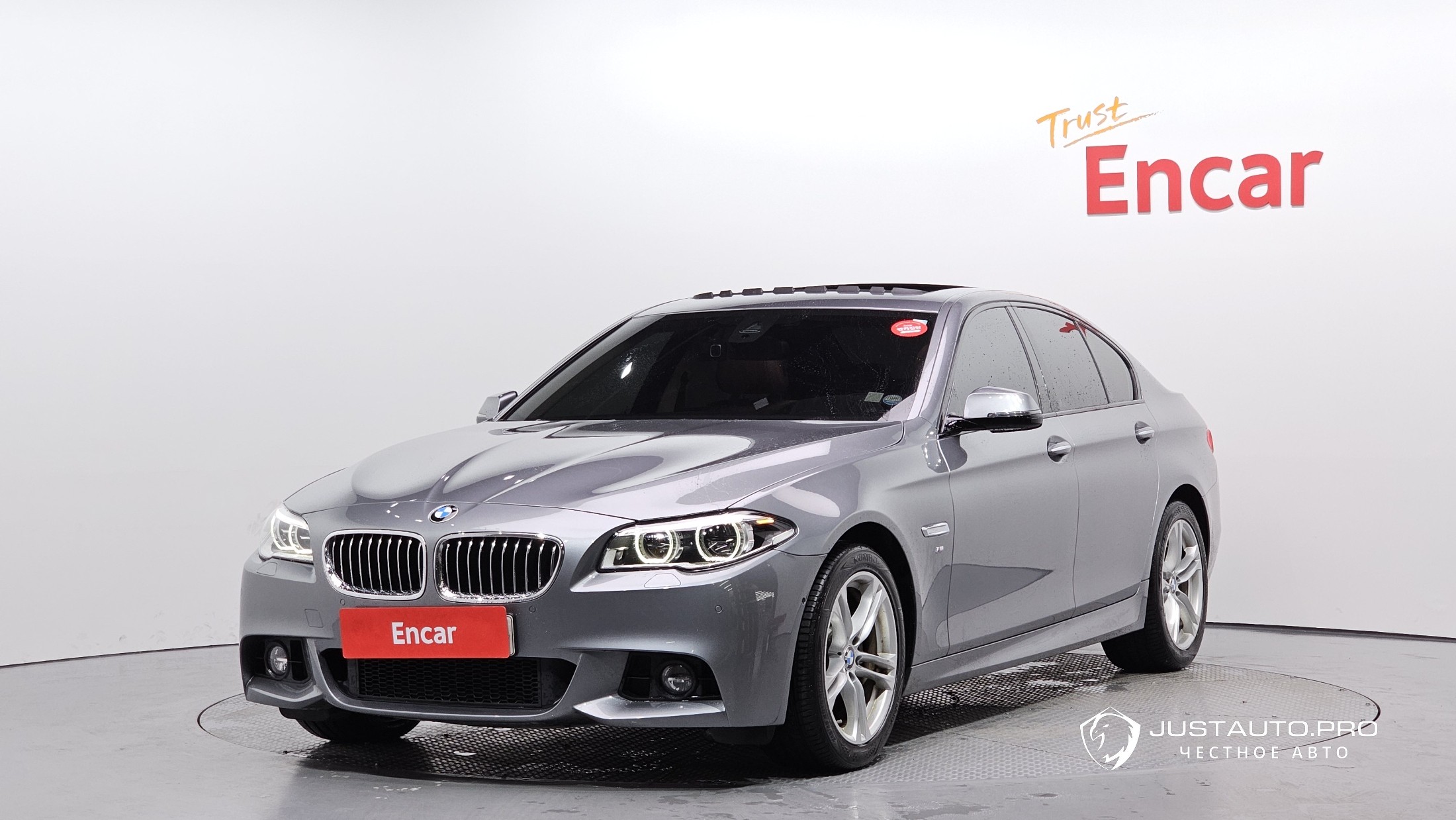 Автомобиль BMW 5-Series