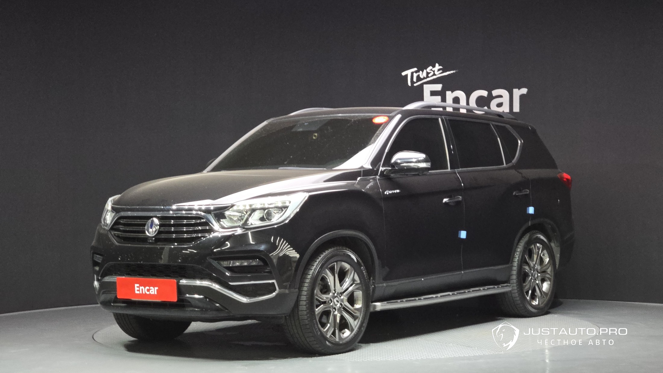 Автомобиль KG_Mobility_Ssangyong Rexton