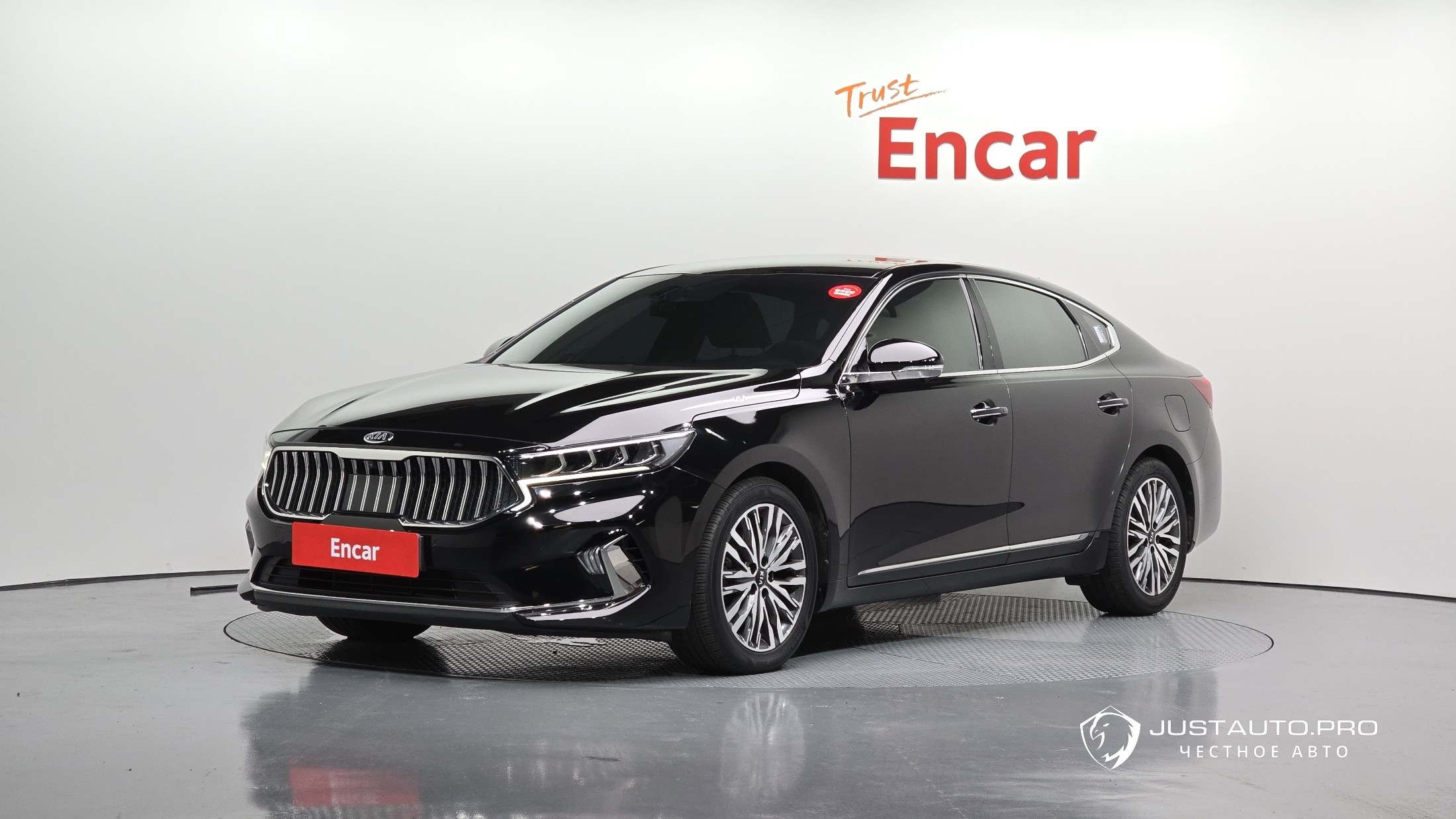 Автомобиль Kia K7