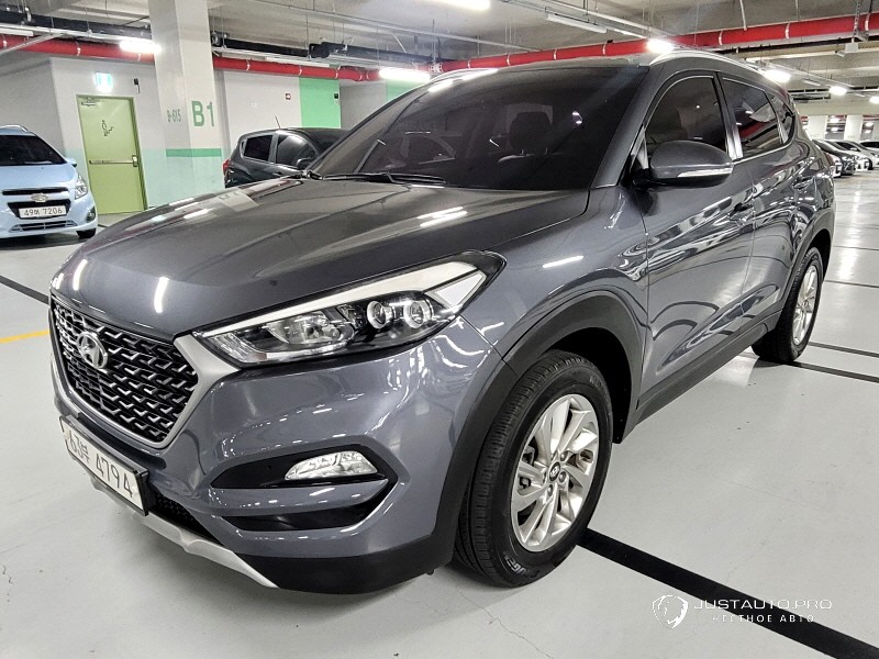 Автомобиль Hyundai Tucson