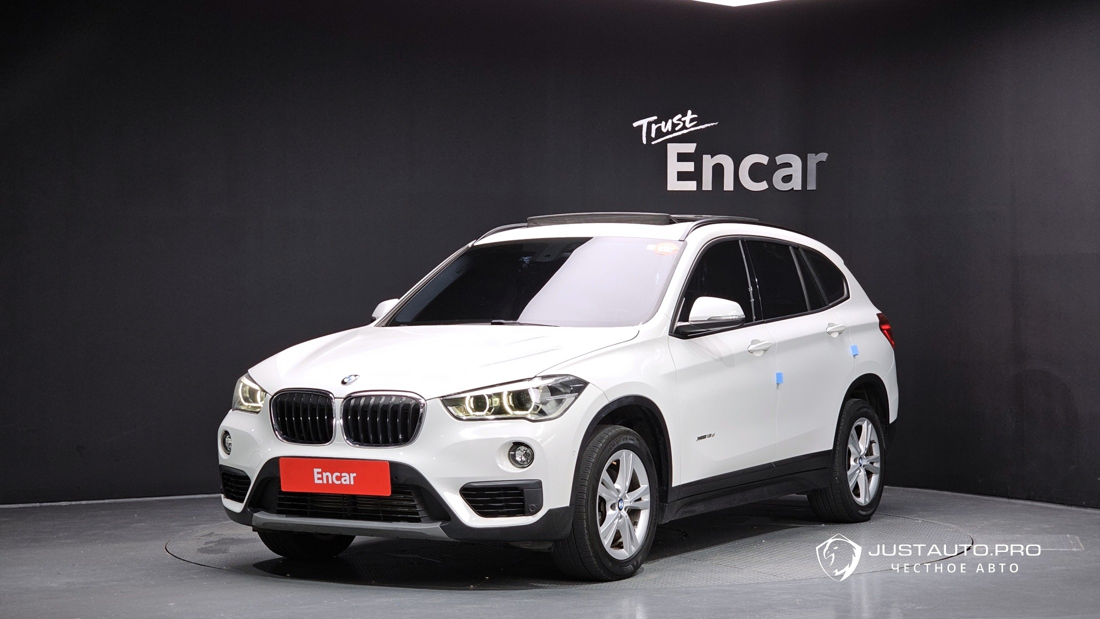 Автомобиль BMW X1