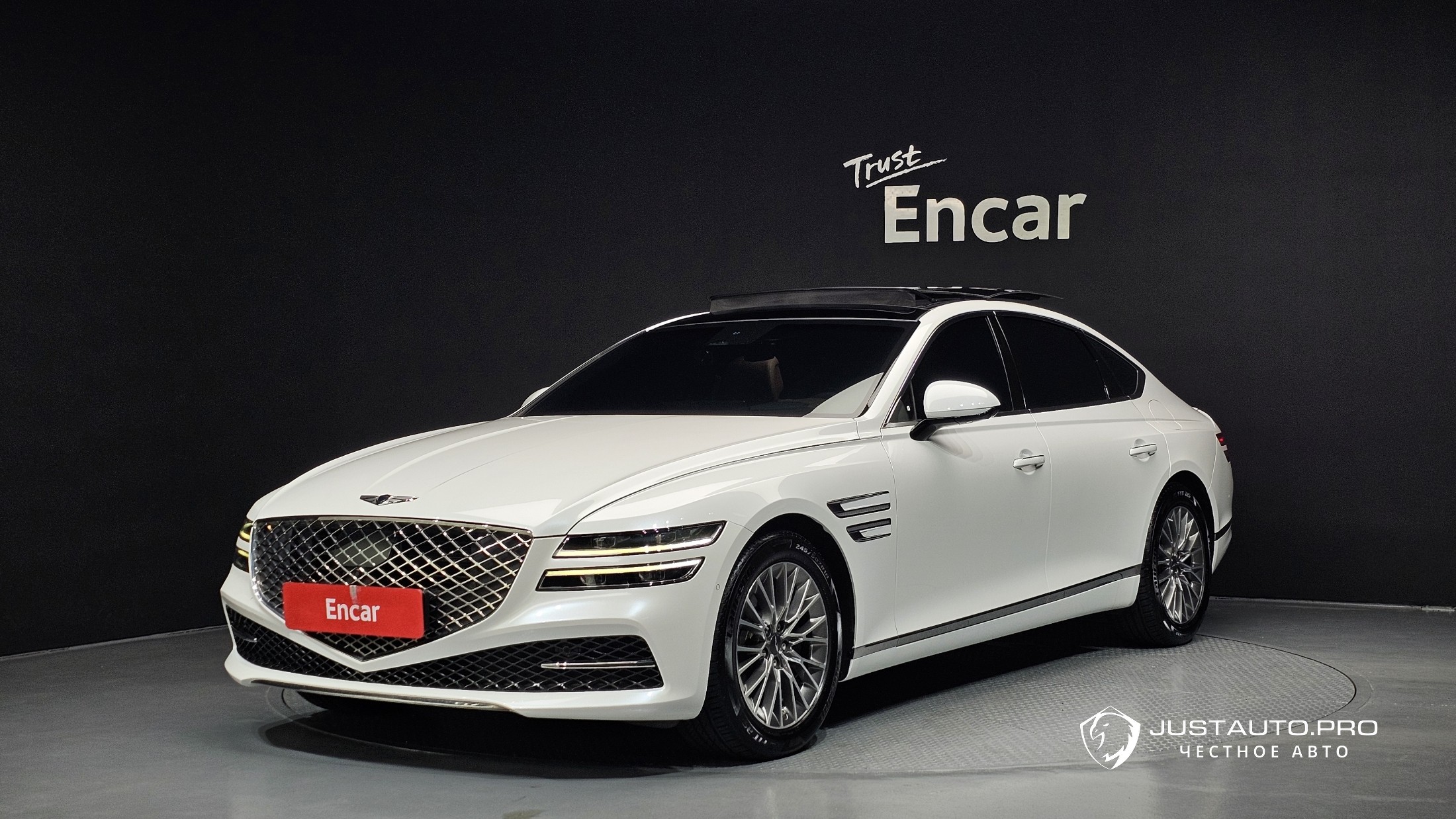 Автомобиль Genesis G80