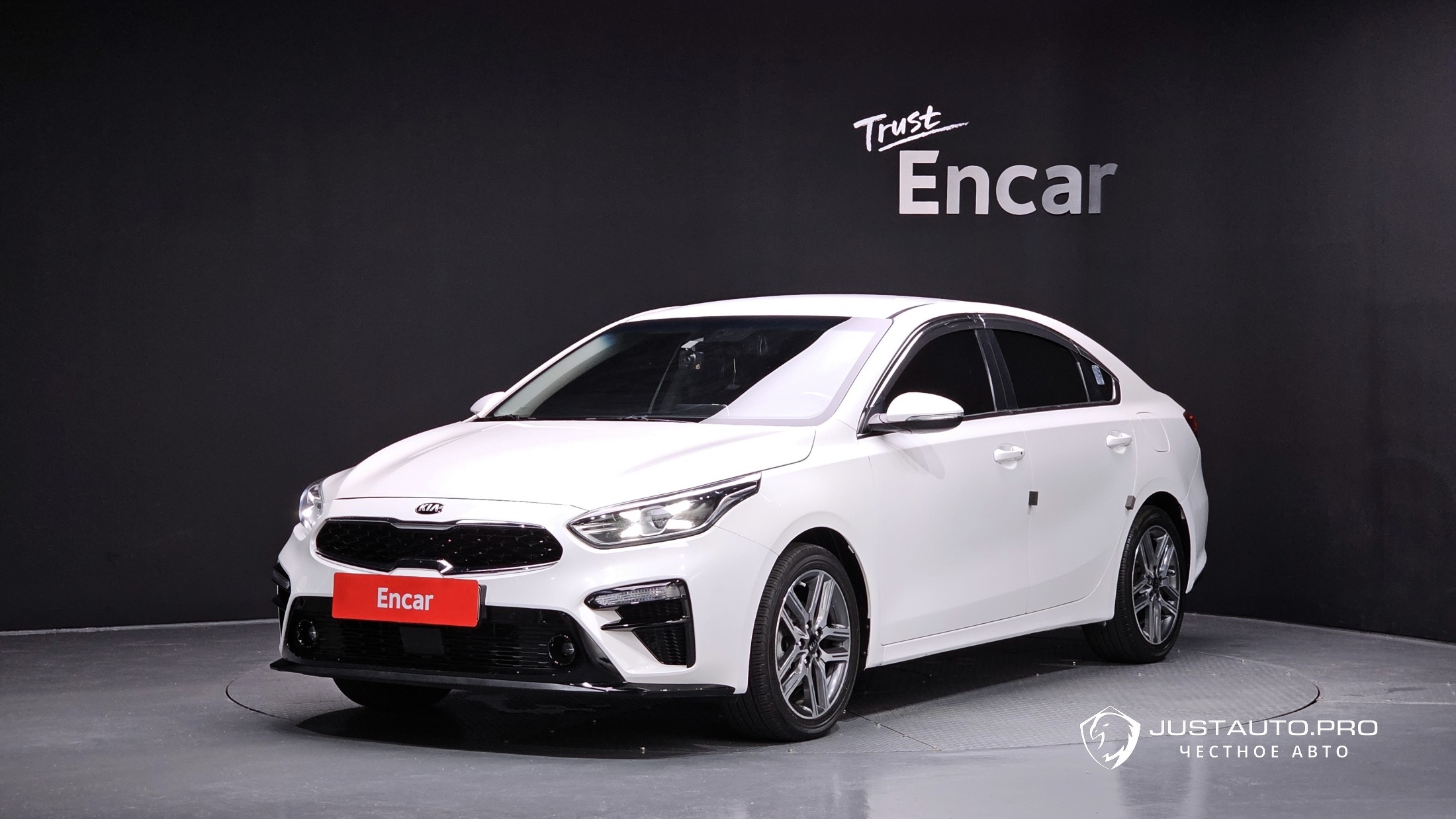 Автомобиль Kia K3