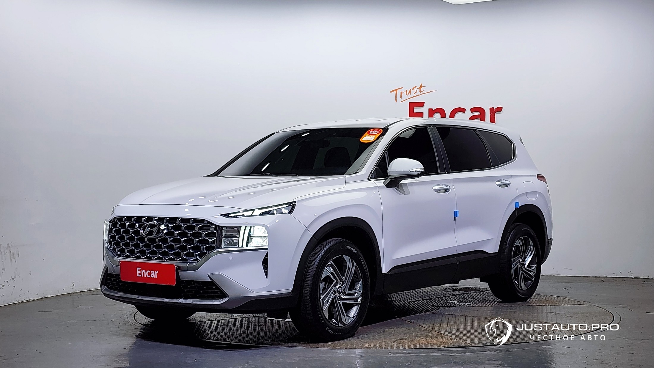 Автомобиль Hyundai Santafe