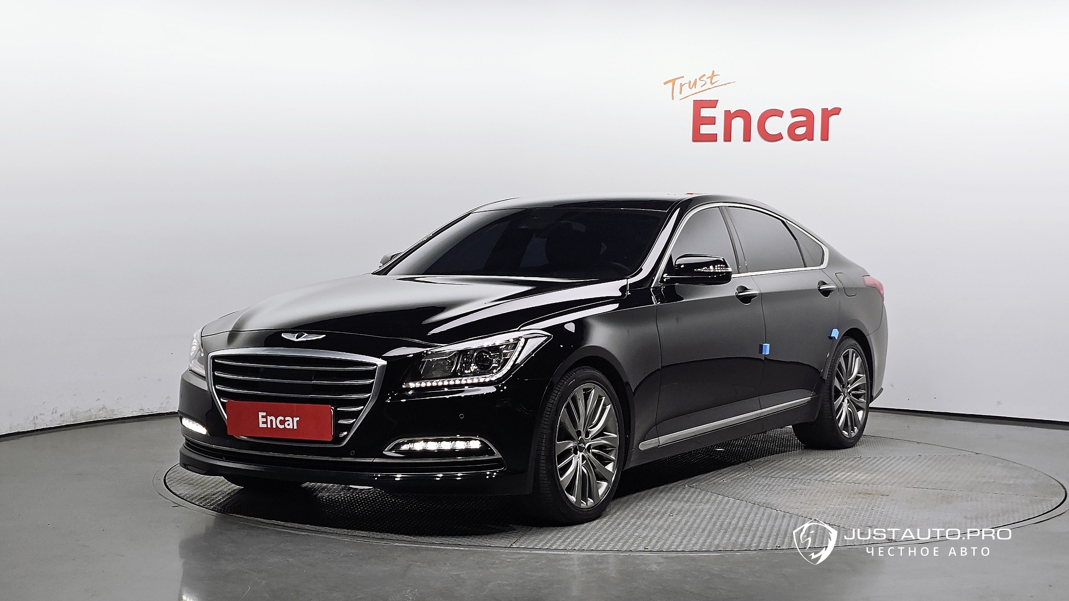 Автомобиль Hyundai Genesis