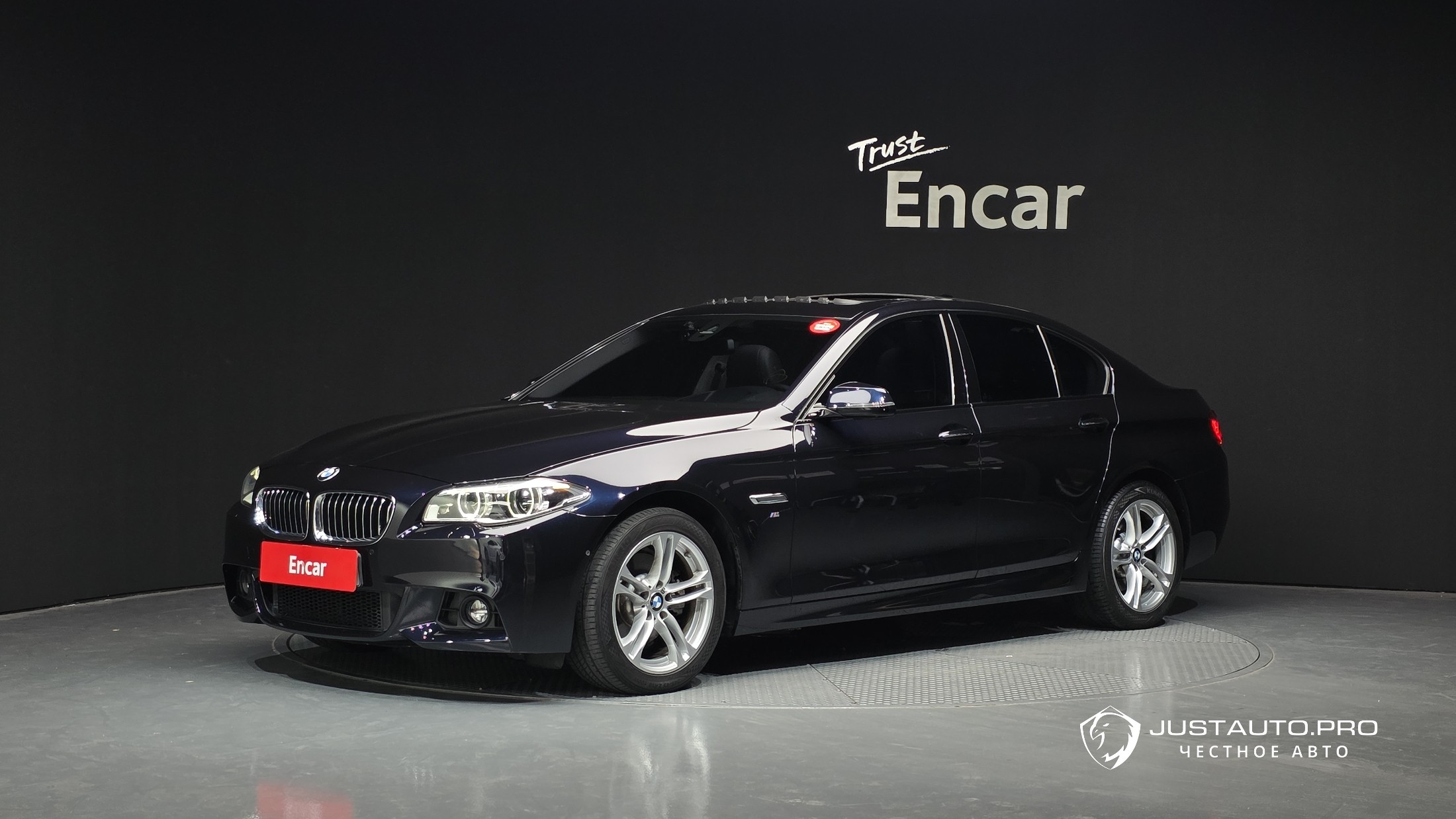 Автомобиль BMW 5-Series