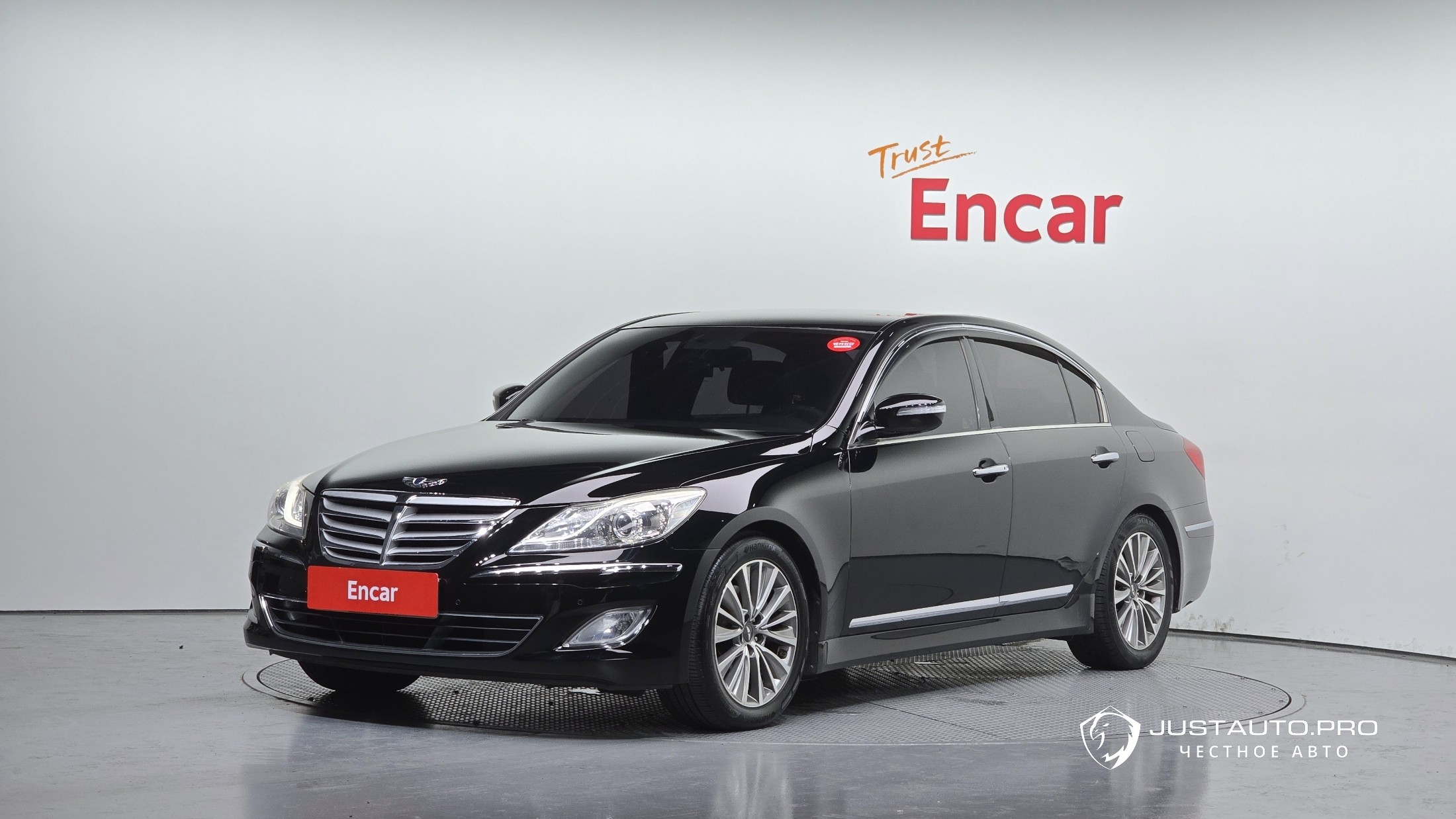 Автомобиль Hyundai Genesis