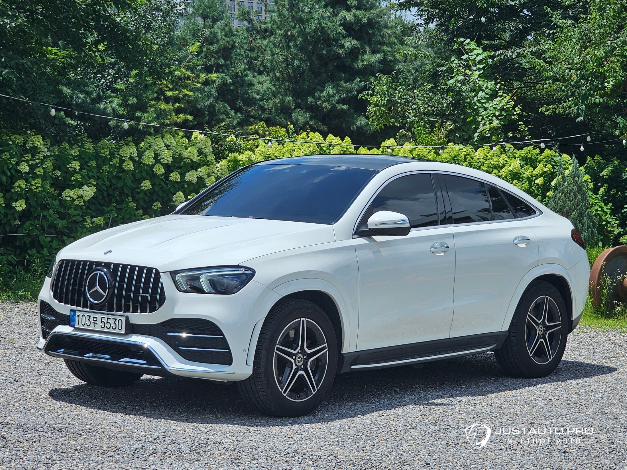 Автомобиль Mercedes-Benz GLE-Class