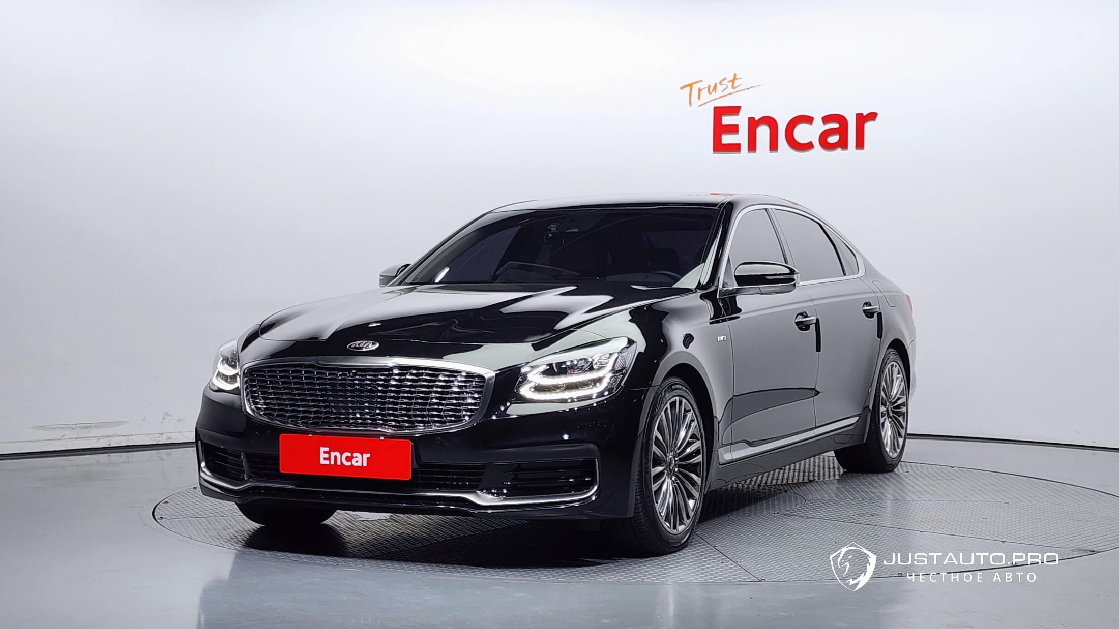 Автомобиль Kia K9