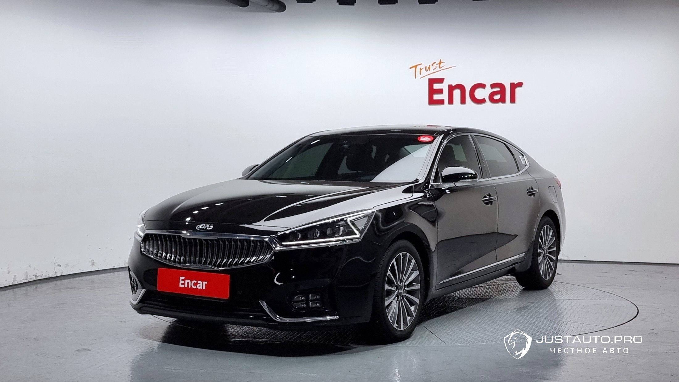 Автомобиль Kia K7