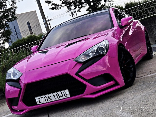 Автомобиль Hyundai Genesis