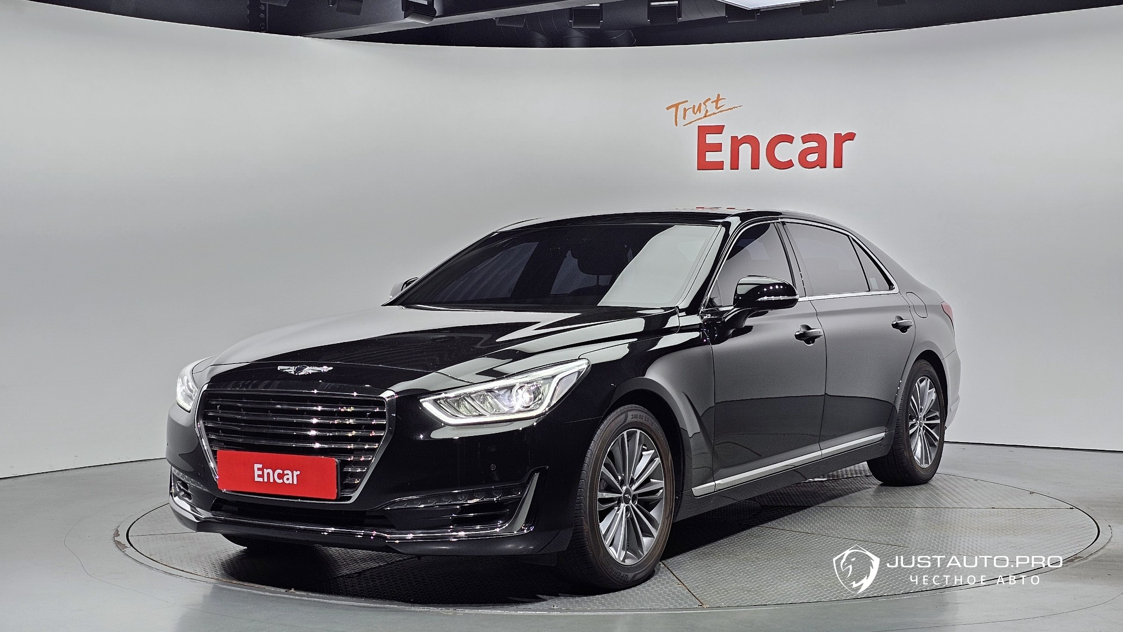 Автомобиль Genesis EQ900
