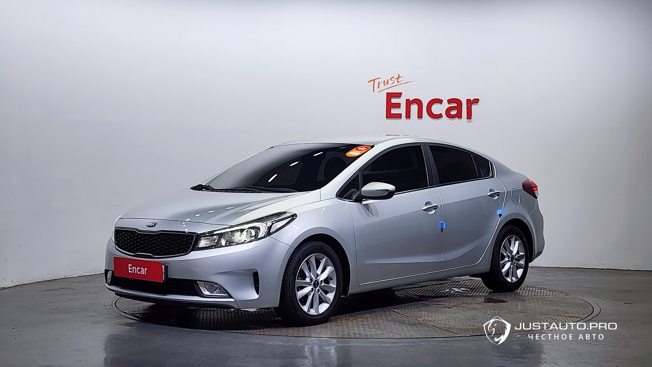 Автомобиль Kia K3
