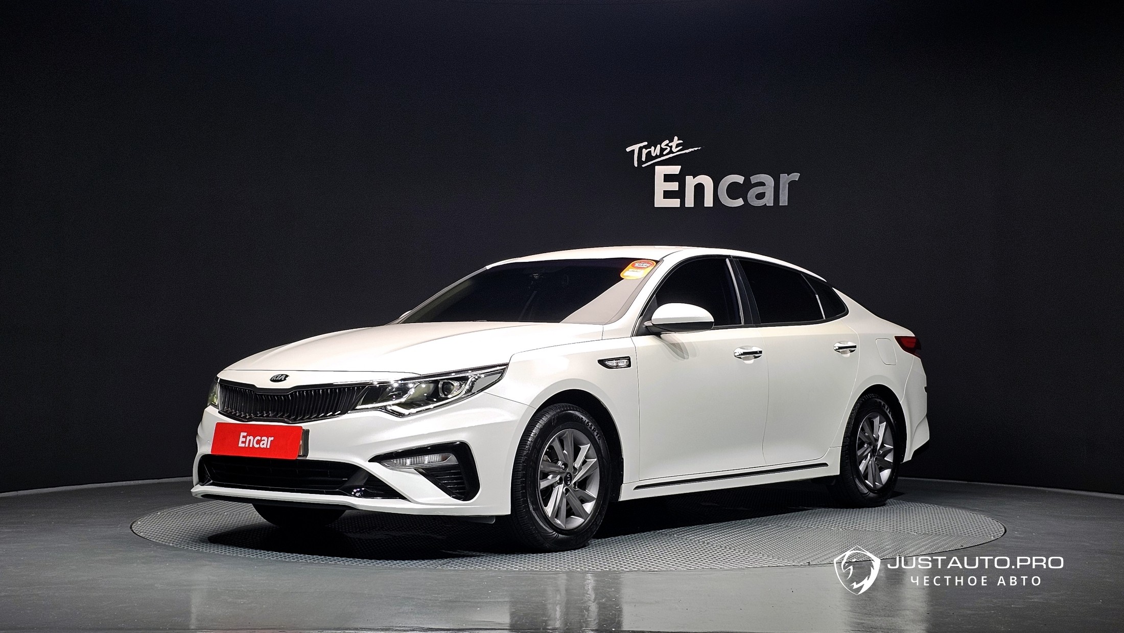 Автомобиль Kia K5