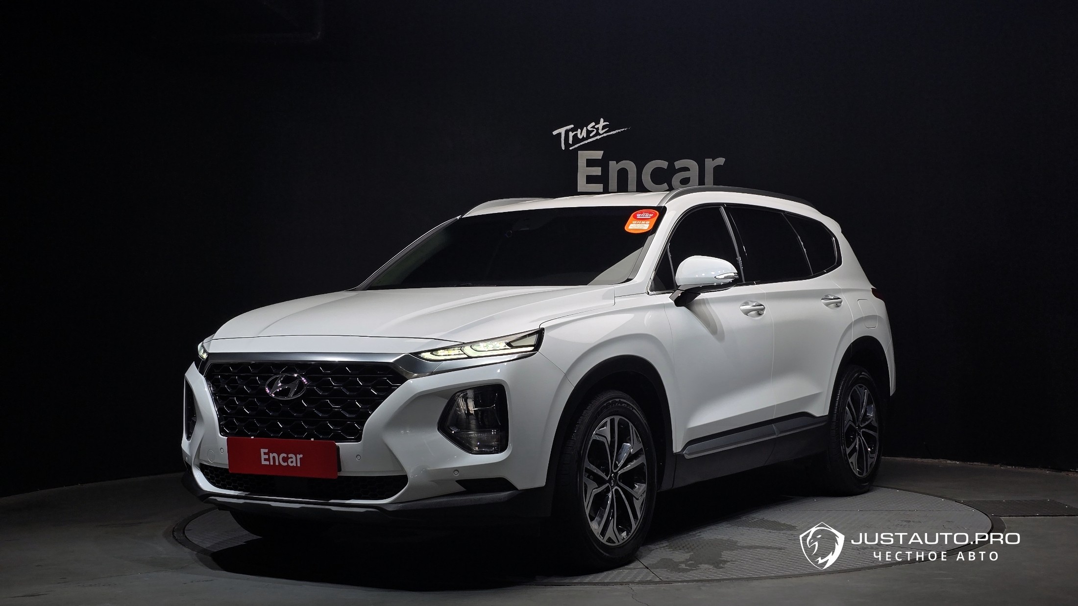 Автомобиль Hyundai Santafe