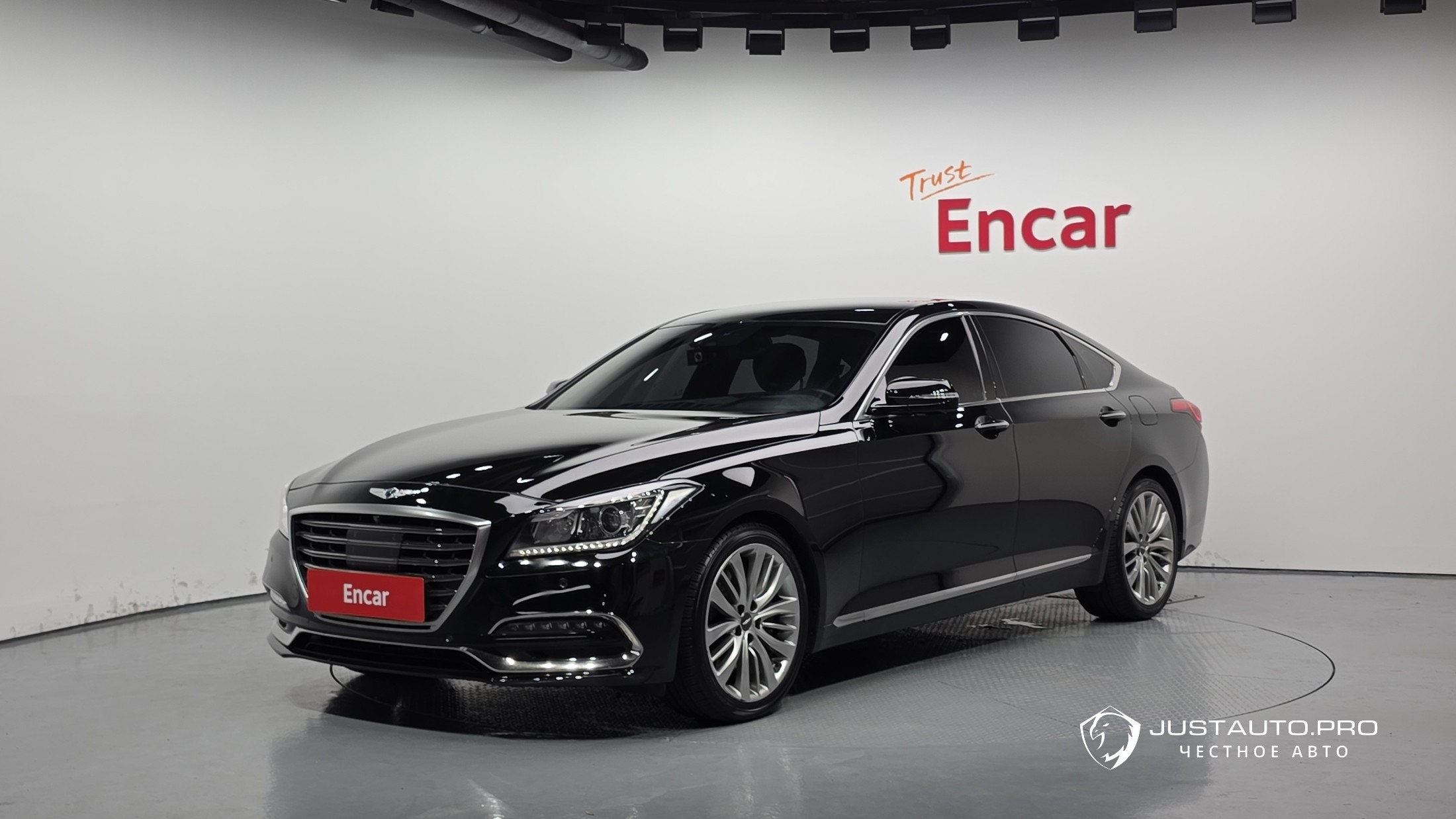 Автомобиль Genesis G80
