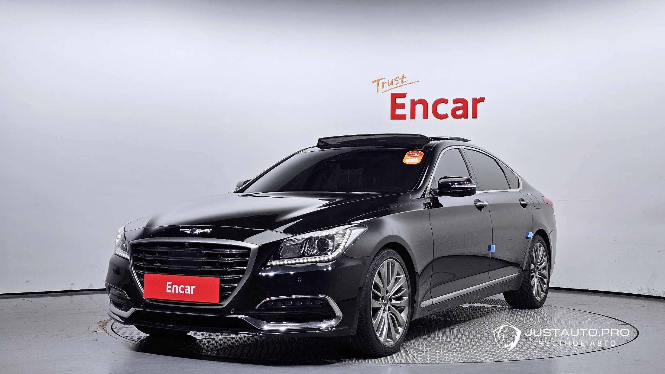 Автомобиль Genesis G80