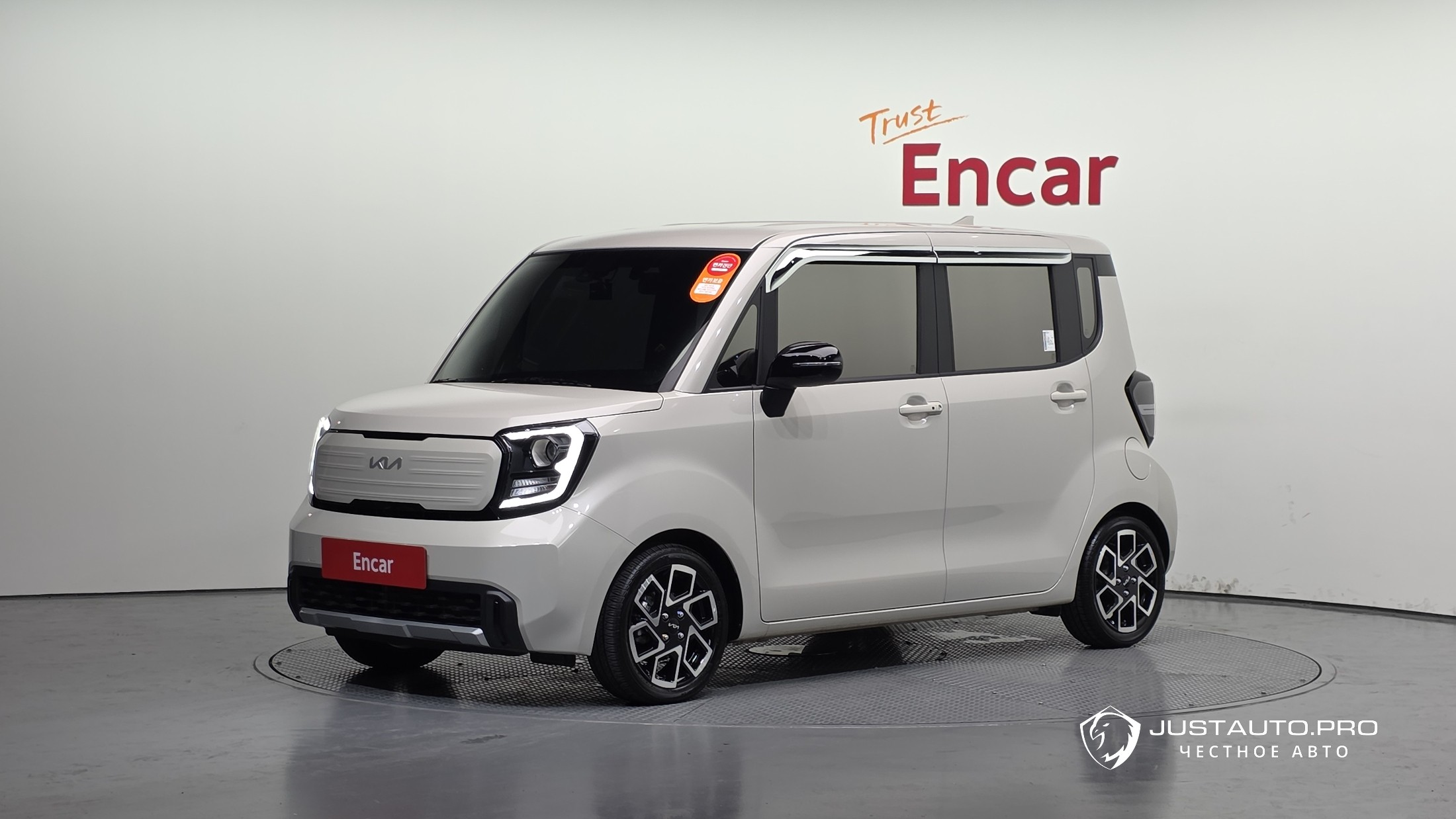 Автомобиль Kia RAY