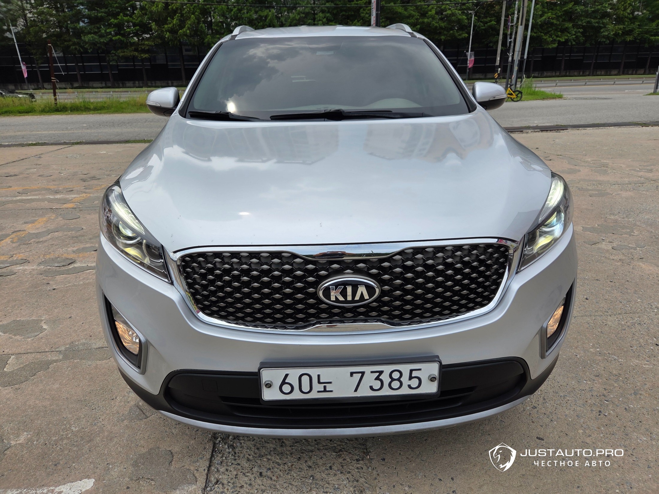 Автомобиль Kia Sorento