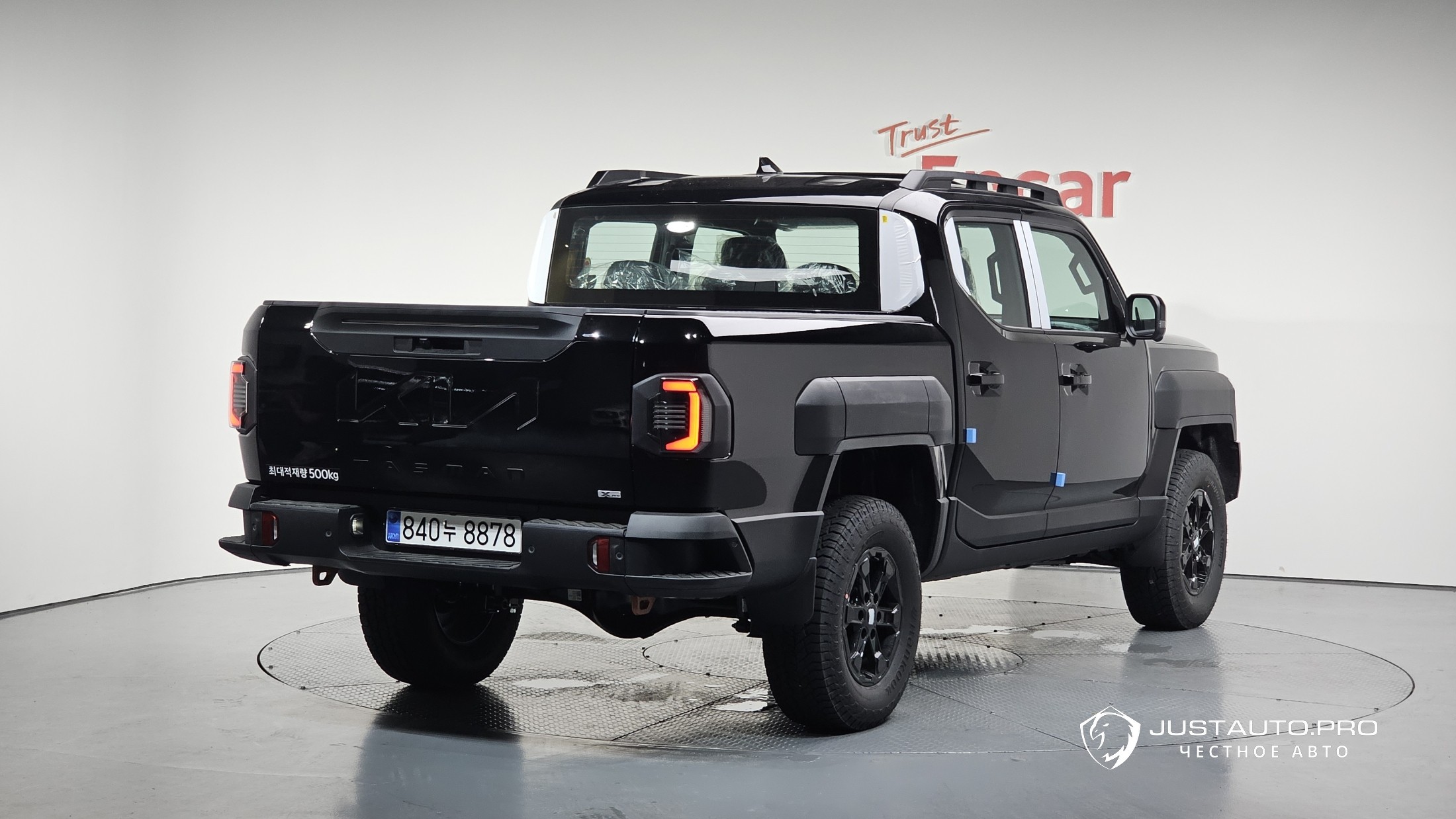 Автомобиль Kia Tasman