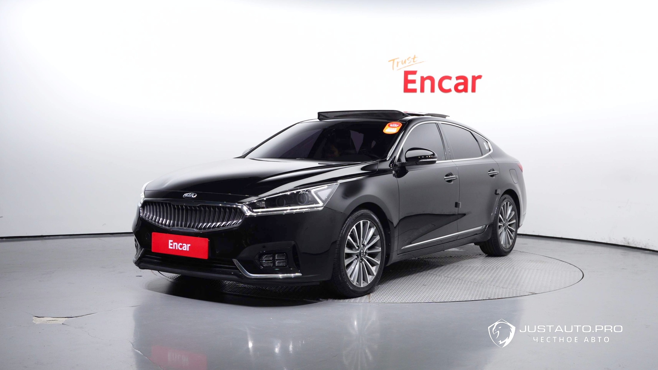Автомобиль Kia K7