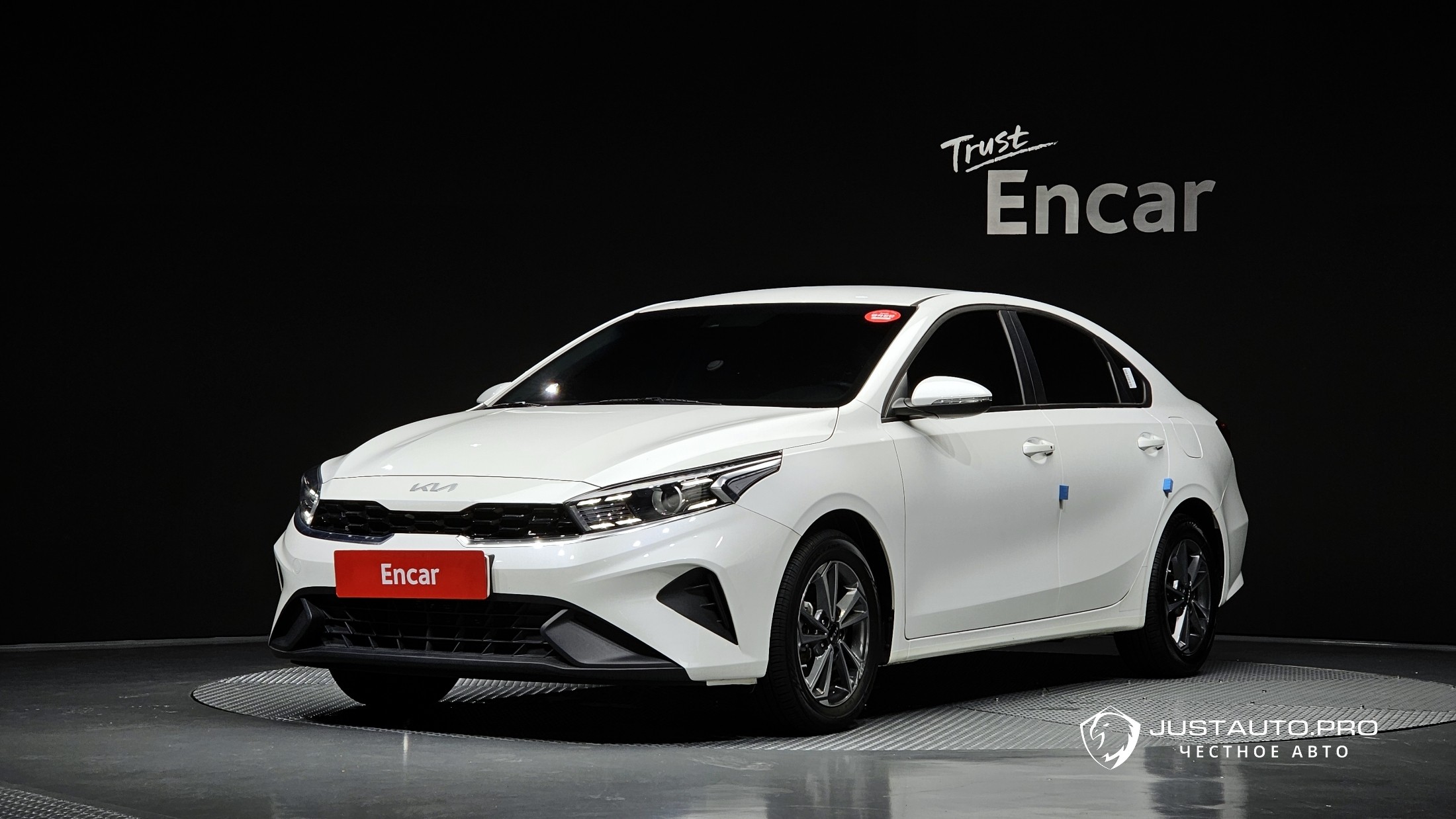 Автомобиль Kia K3