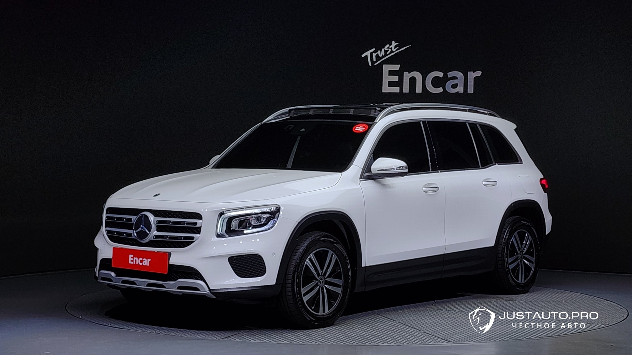 Автомобиль Mercedes-Benz GLB-Class