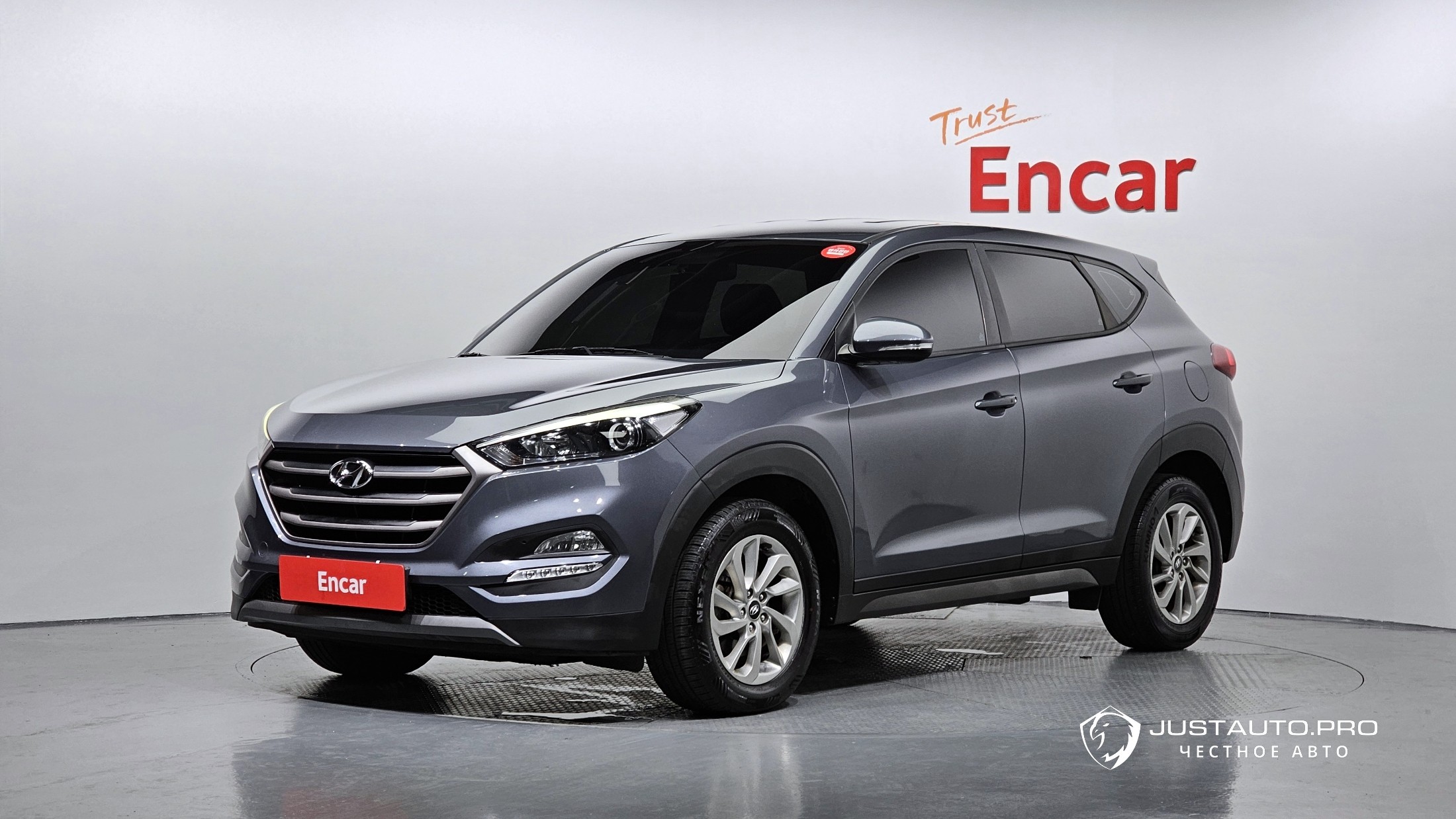 Автомобиль Hyundai Tucson