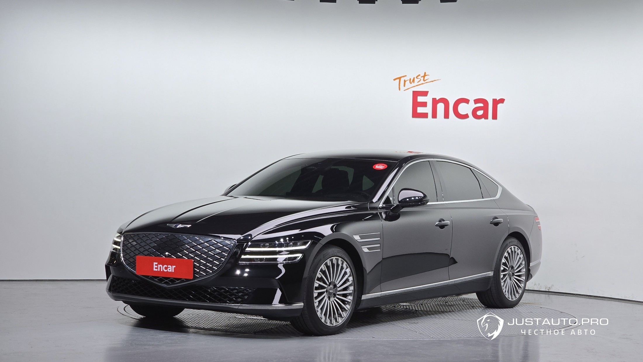 Автомобиль Genesis G80