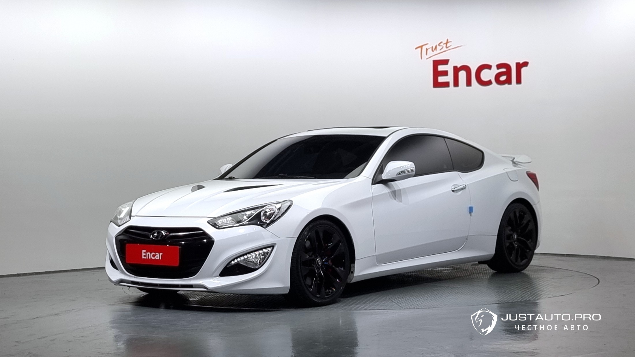 Автомобиль Hyundai Genesis