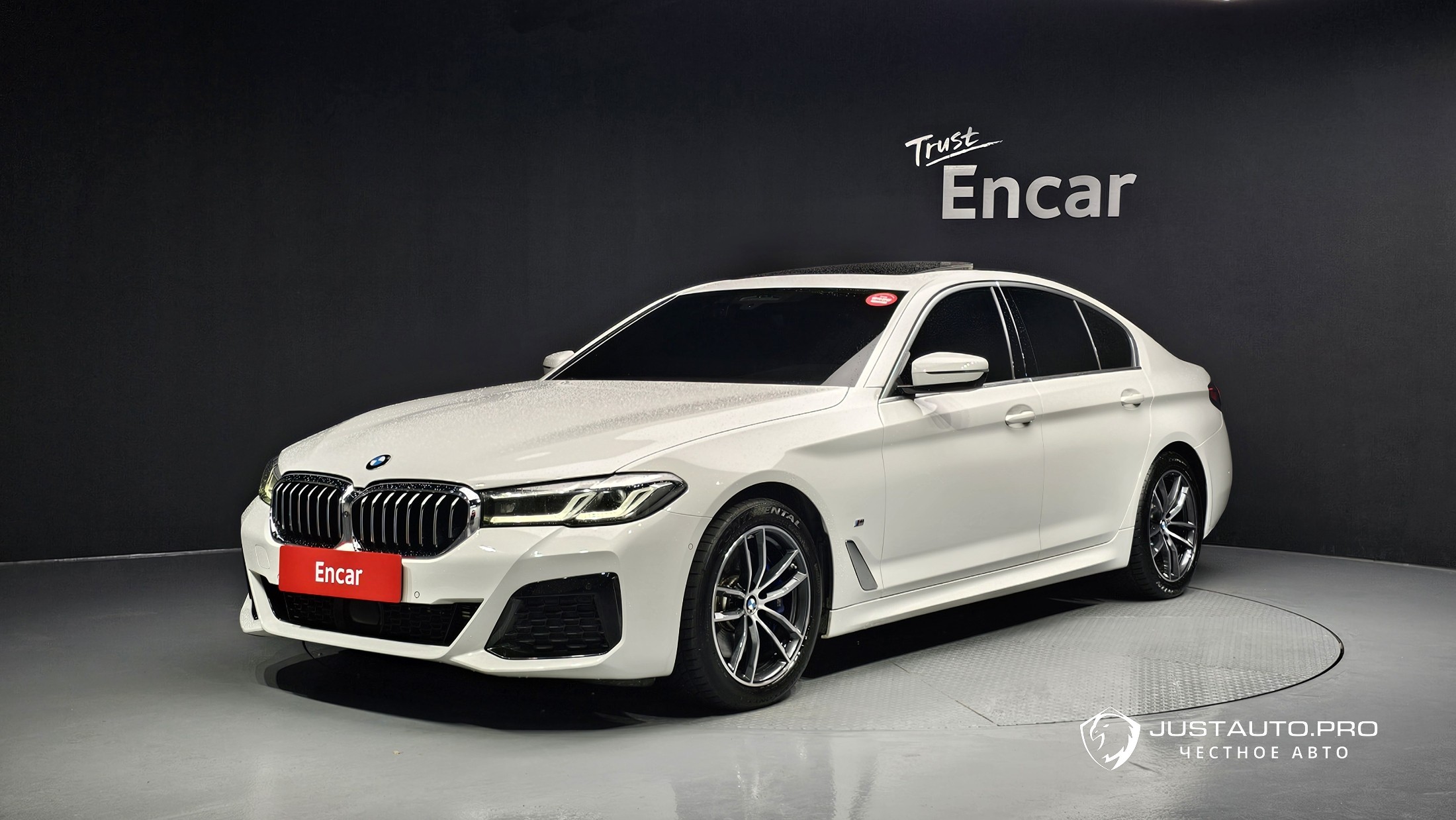 Автомобиль BMW 5-Series