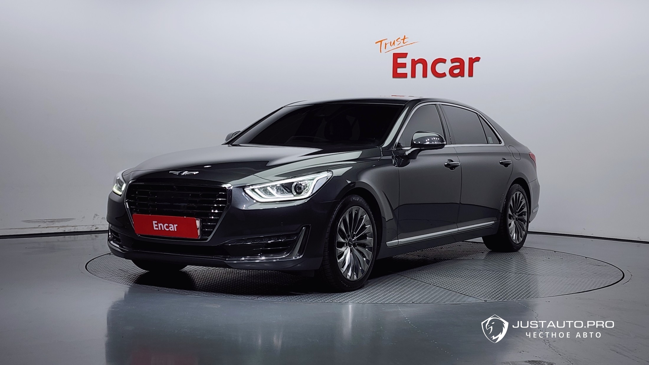 Автомобиль Genesis EQ900