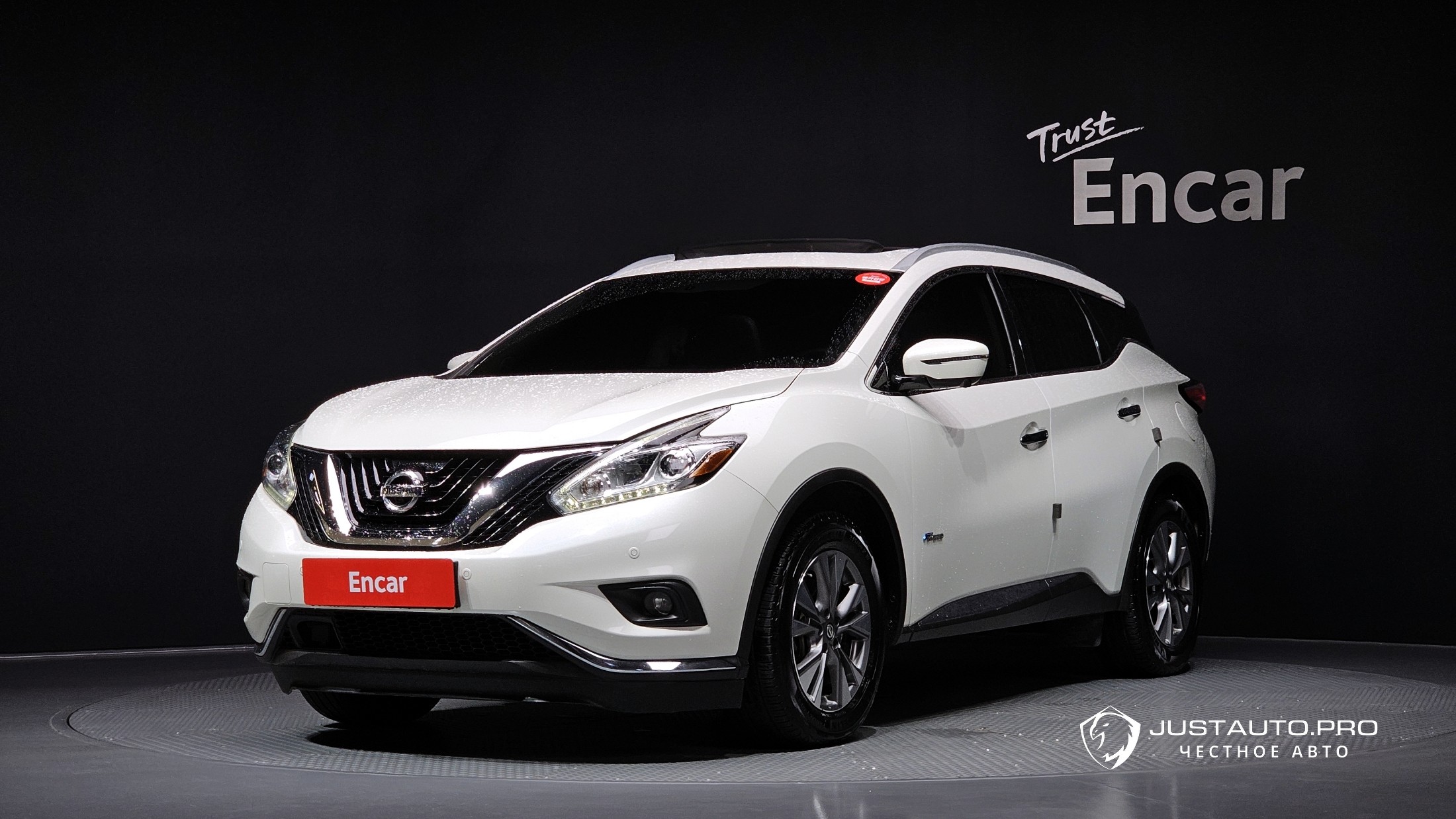 Автомобиль Nissan Murano
