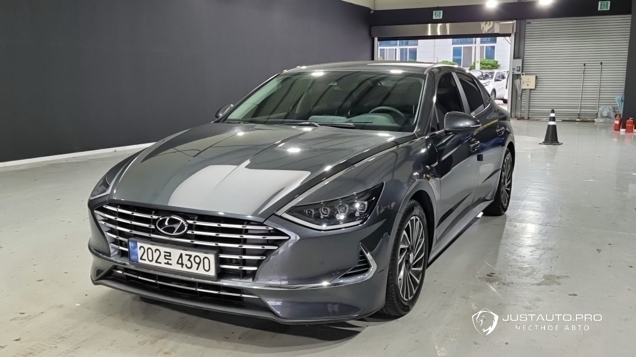 Автомобиль Hyundai Sonata
