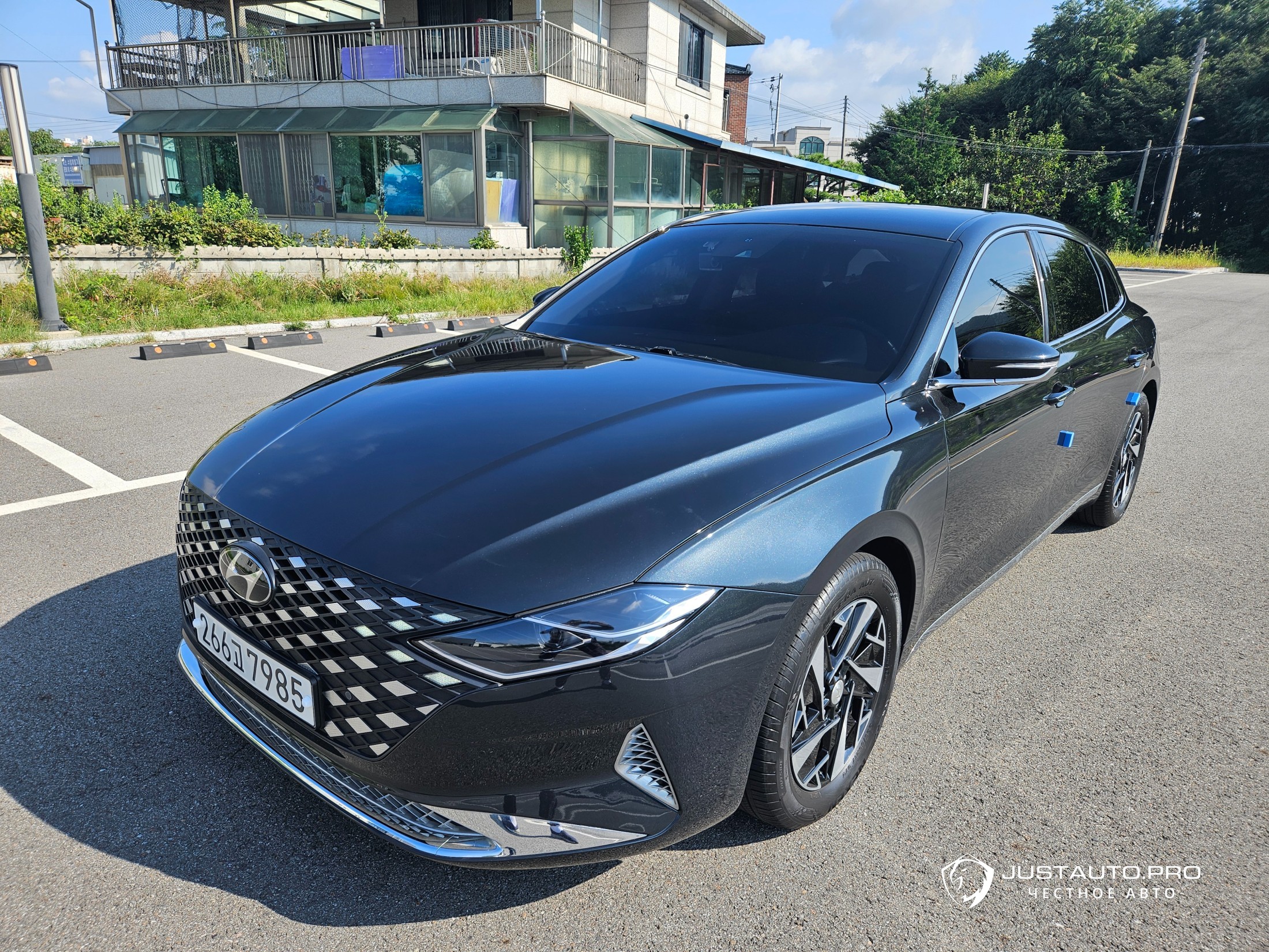 Автомобиль Hyundai Grandeur