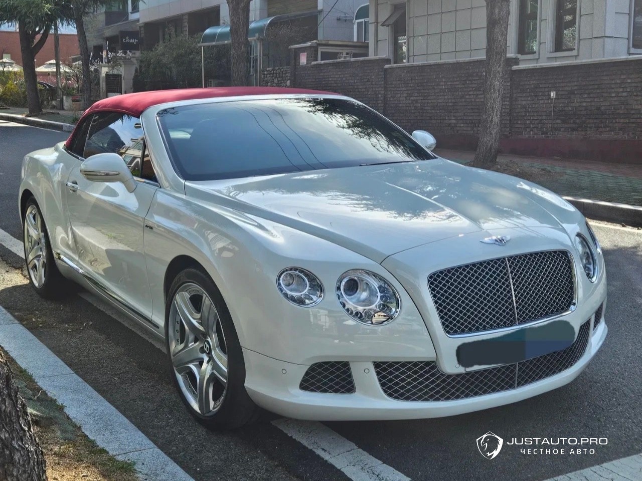 Автомобиль Bentley Continental