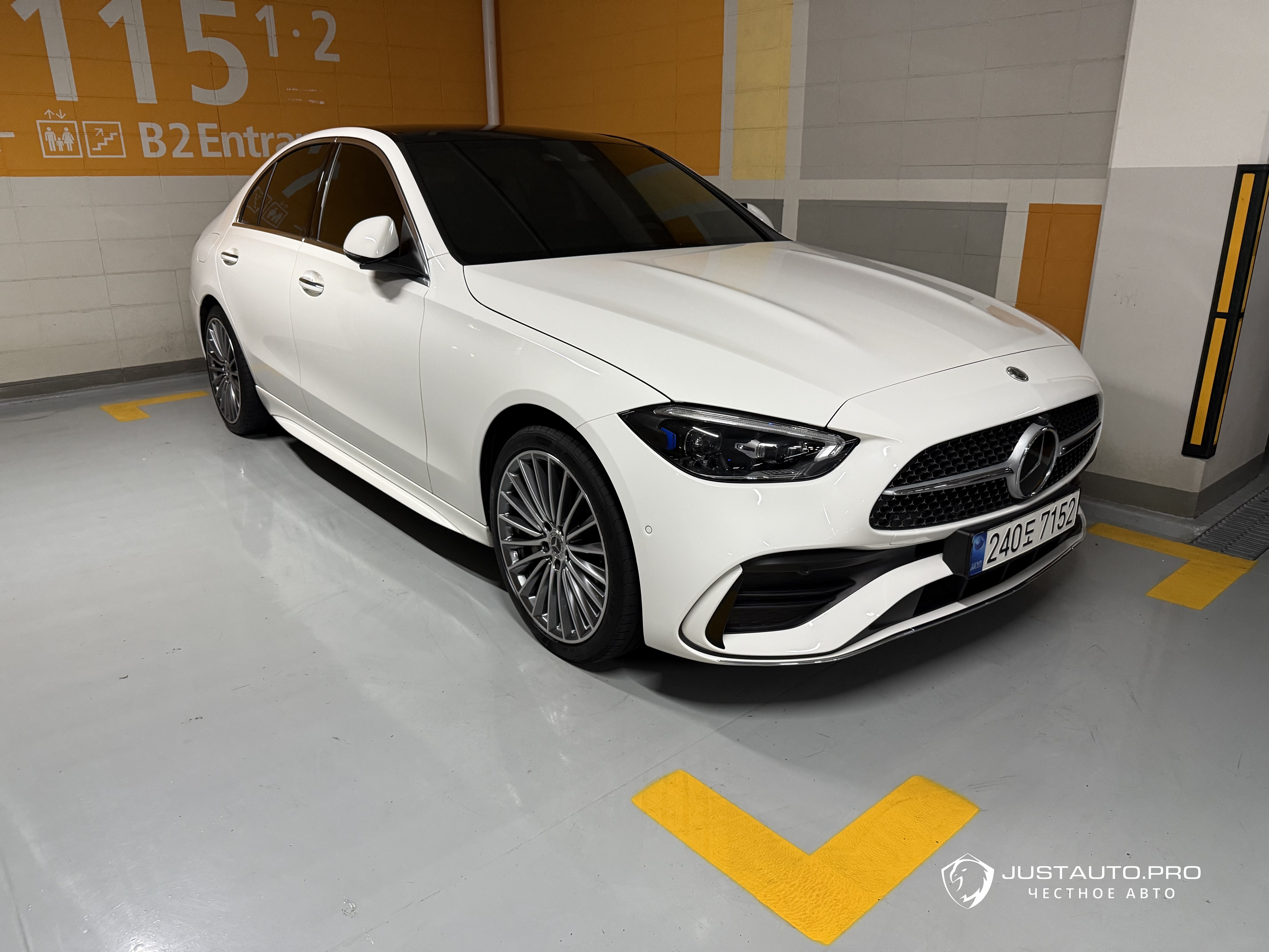 Автомобиль Mercedes-Benz C-Class