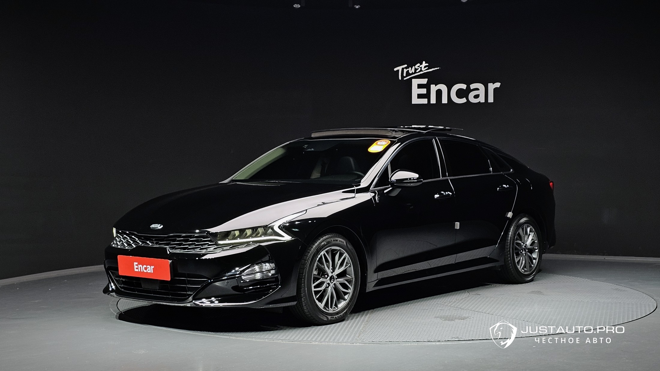 Автомобиль Kia K5