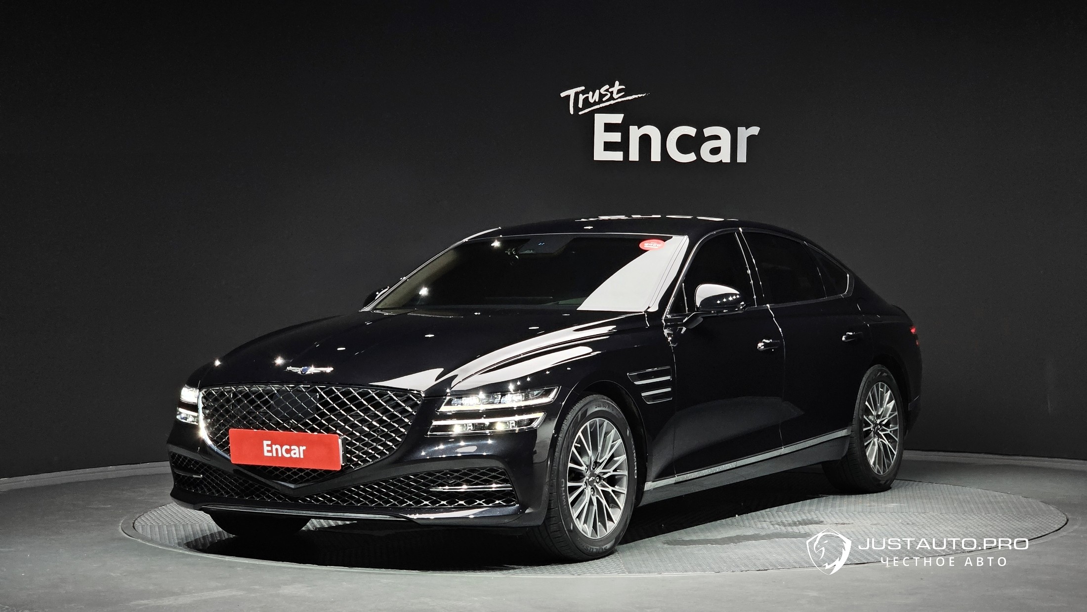 Автомобиль Genesis G80