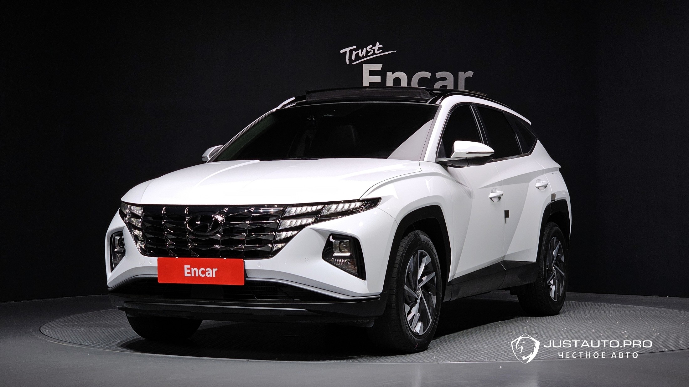 Автомобиль Hyundai Tucson