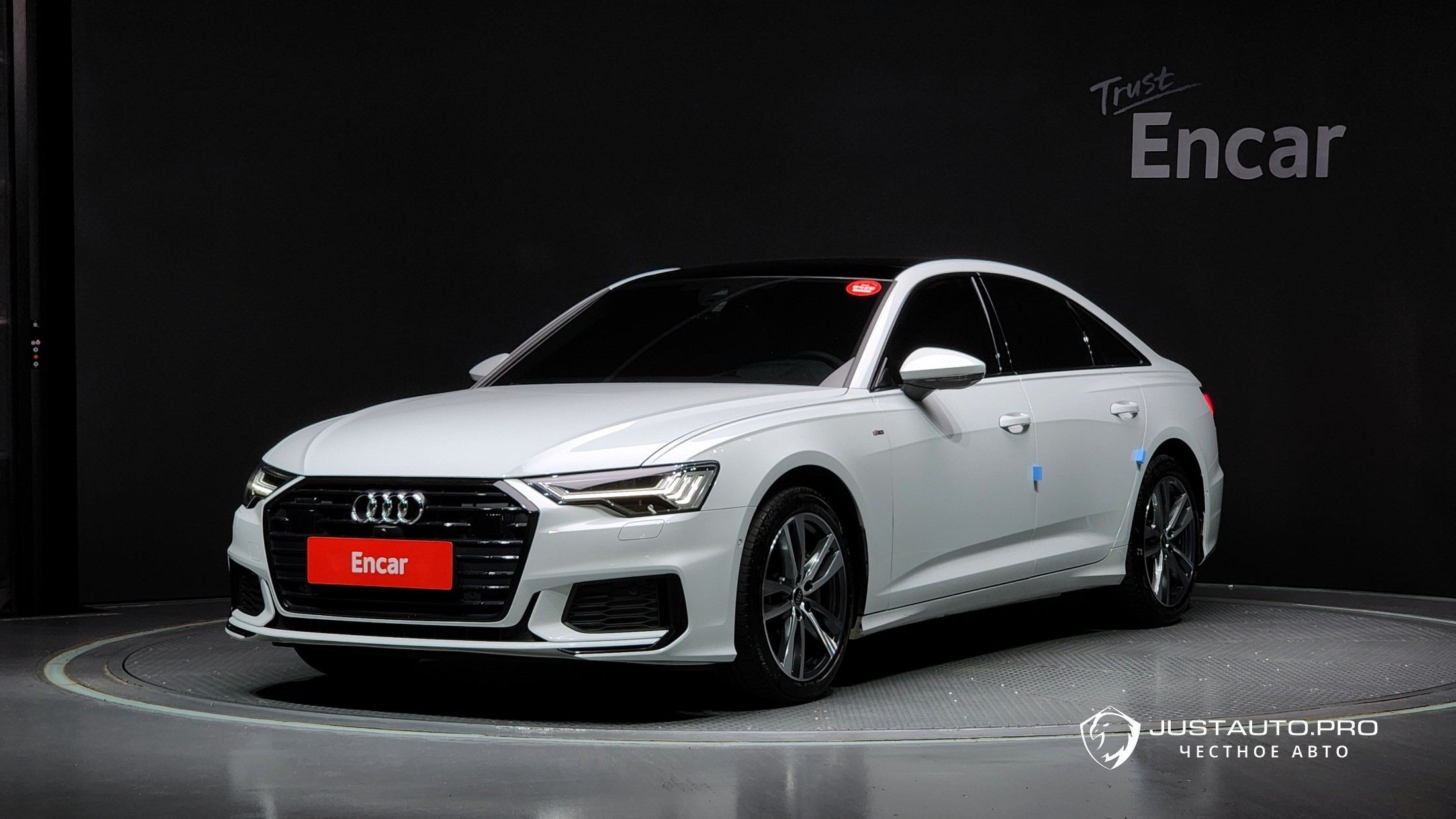 Автомобиль Audi A6