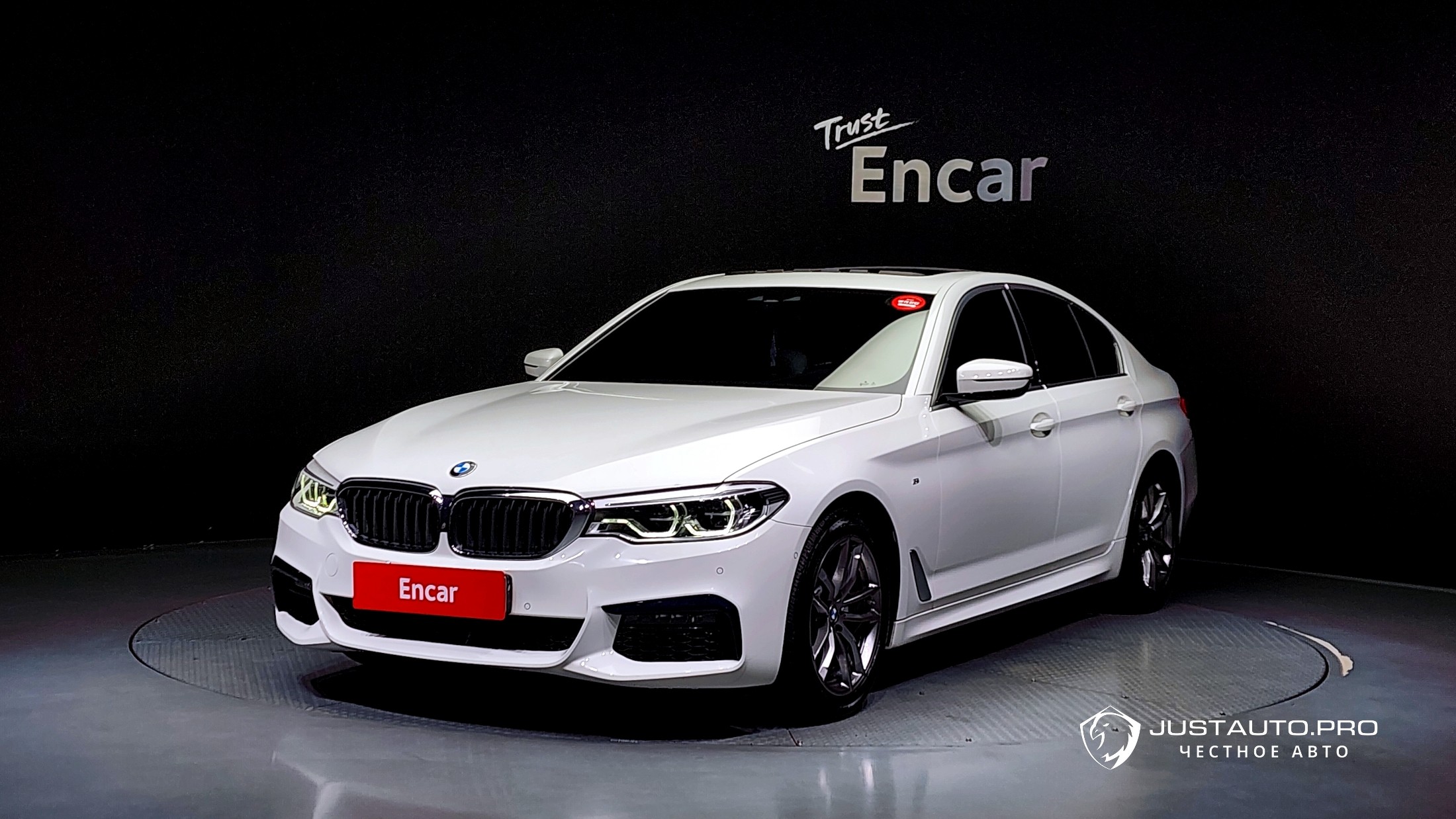 Автомобиль BMW 5-Series