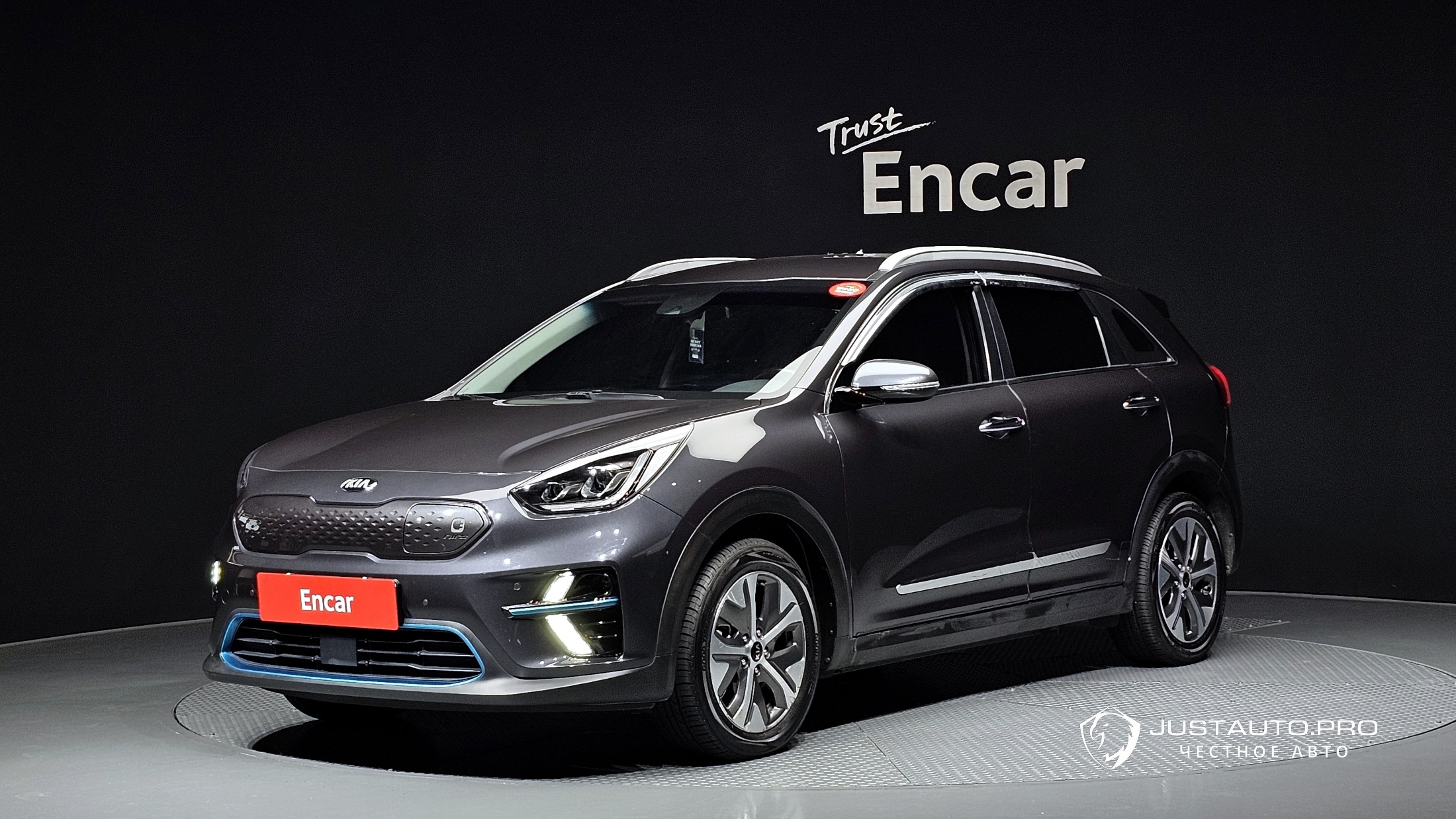 Автомобиль Kia Niro
