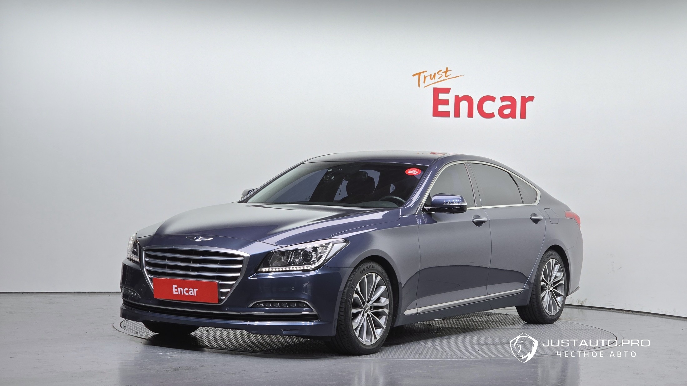 Автомобиль Hyundai Genesis