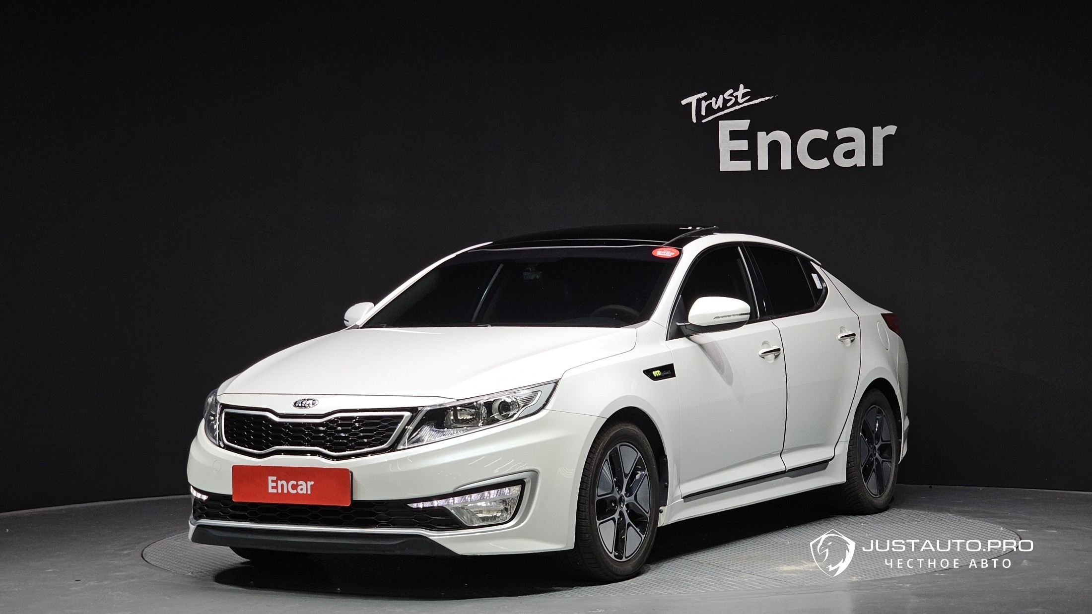 Автомобиль Kia K5