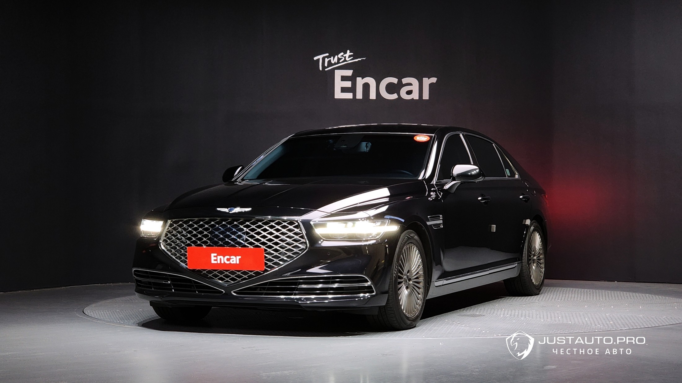 Автомобиль Genesis G90