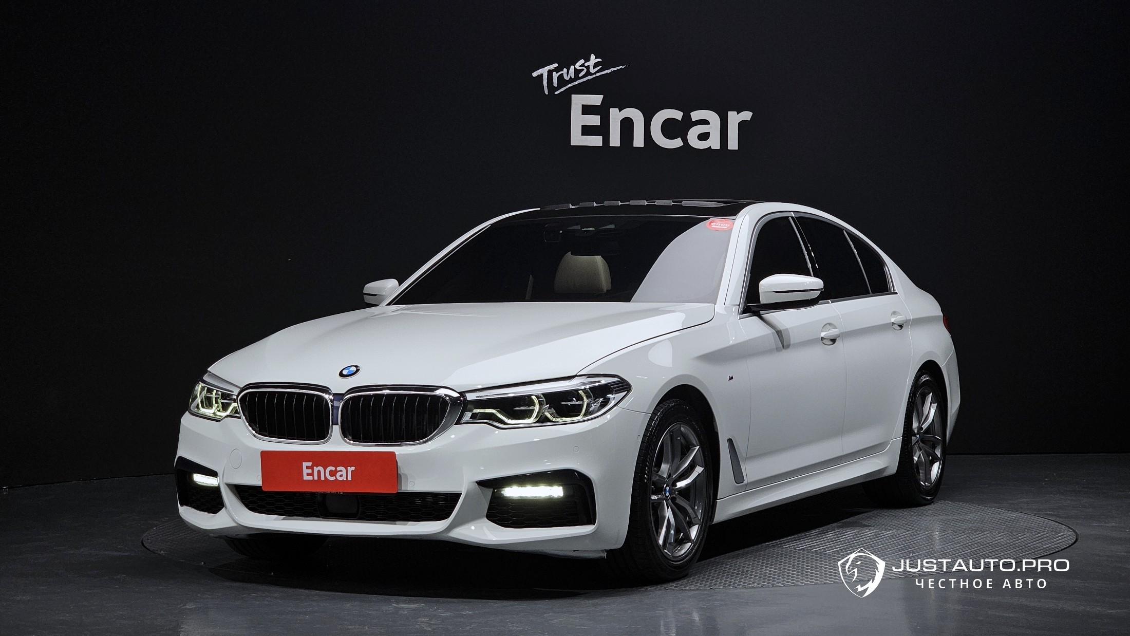 Автомобиль BMW 5-Series
