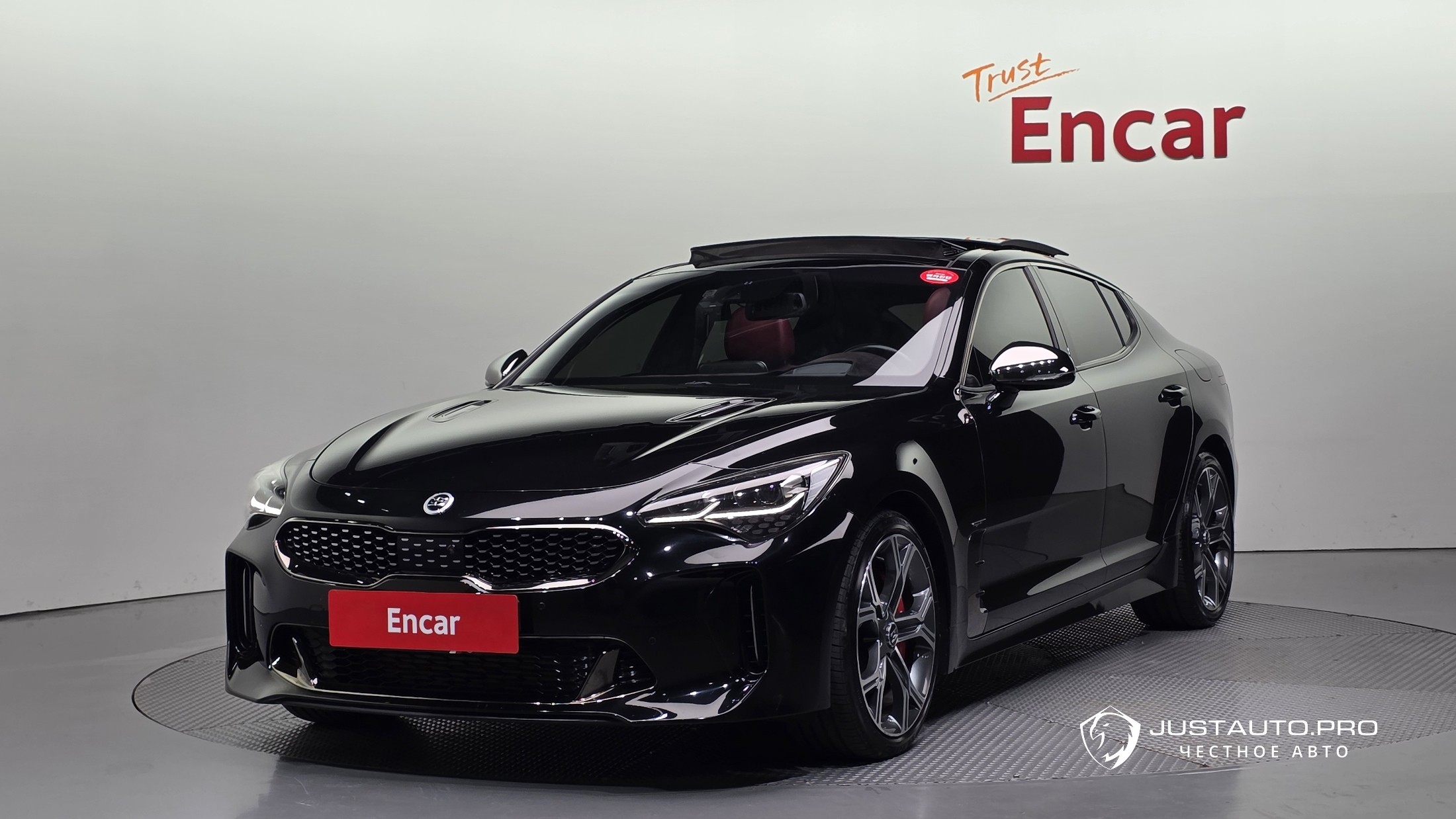 Автомобиль Kia Stinger